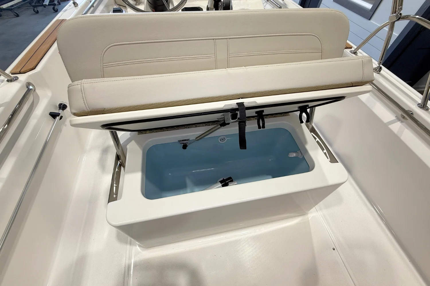 2026 Boston Whaler 170 Montauk Image Thumbnail #14