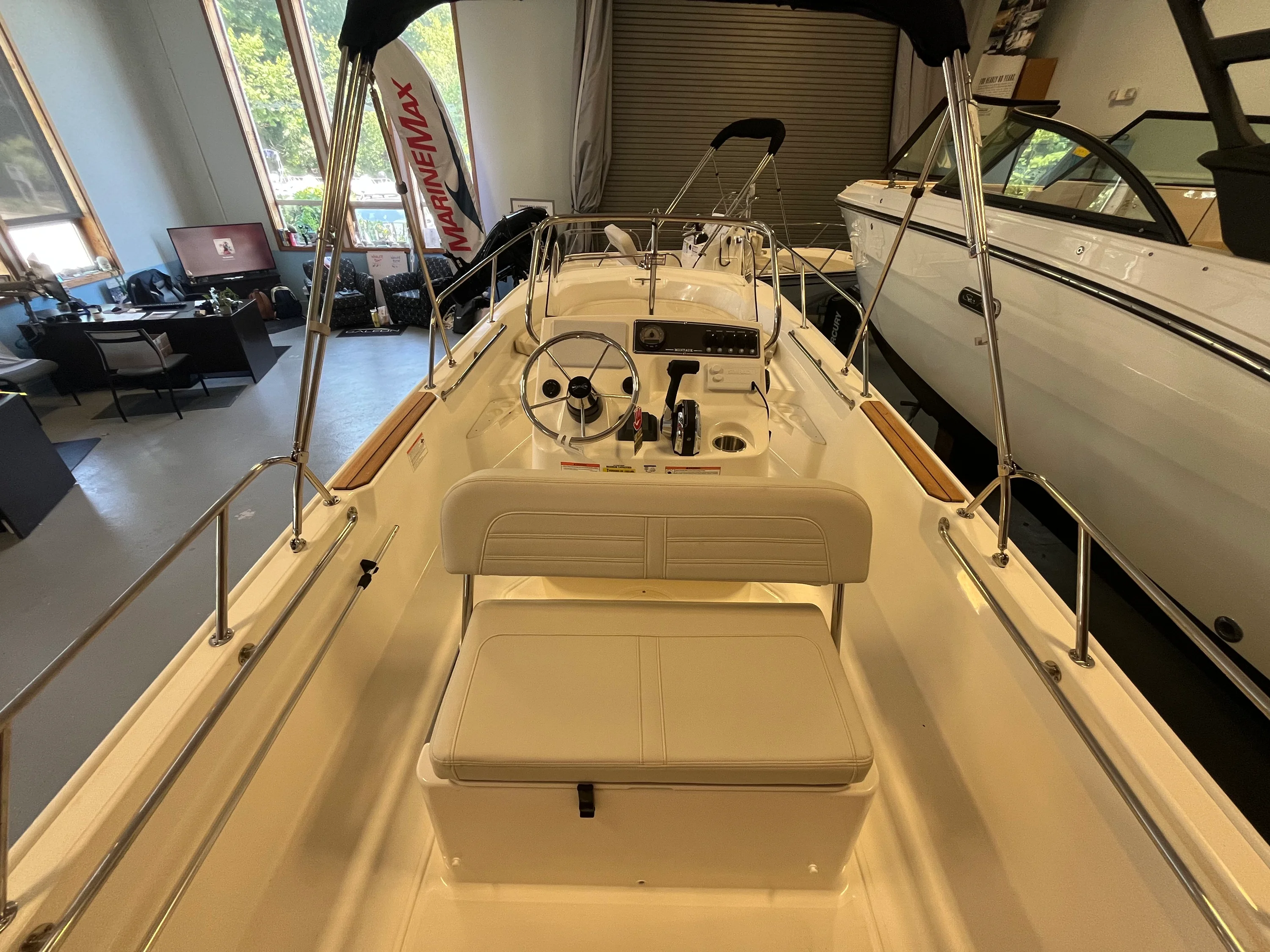 2026 Boston Whaler 170 Montauk Image Thumbnail #7