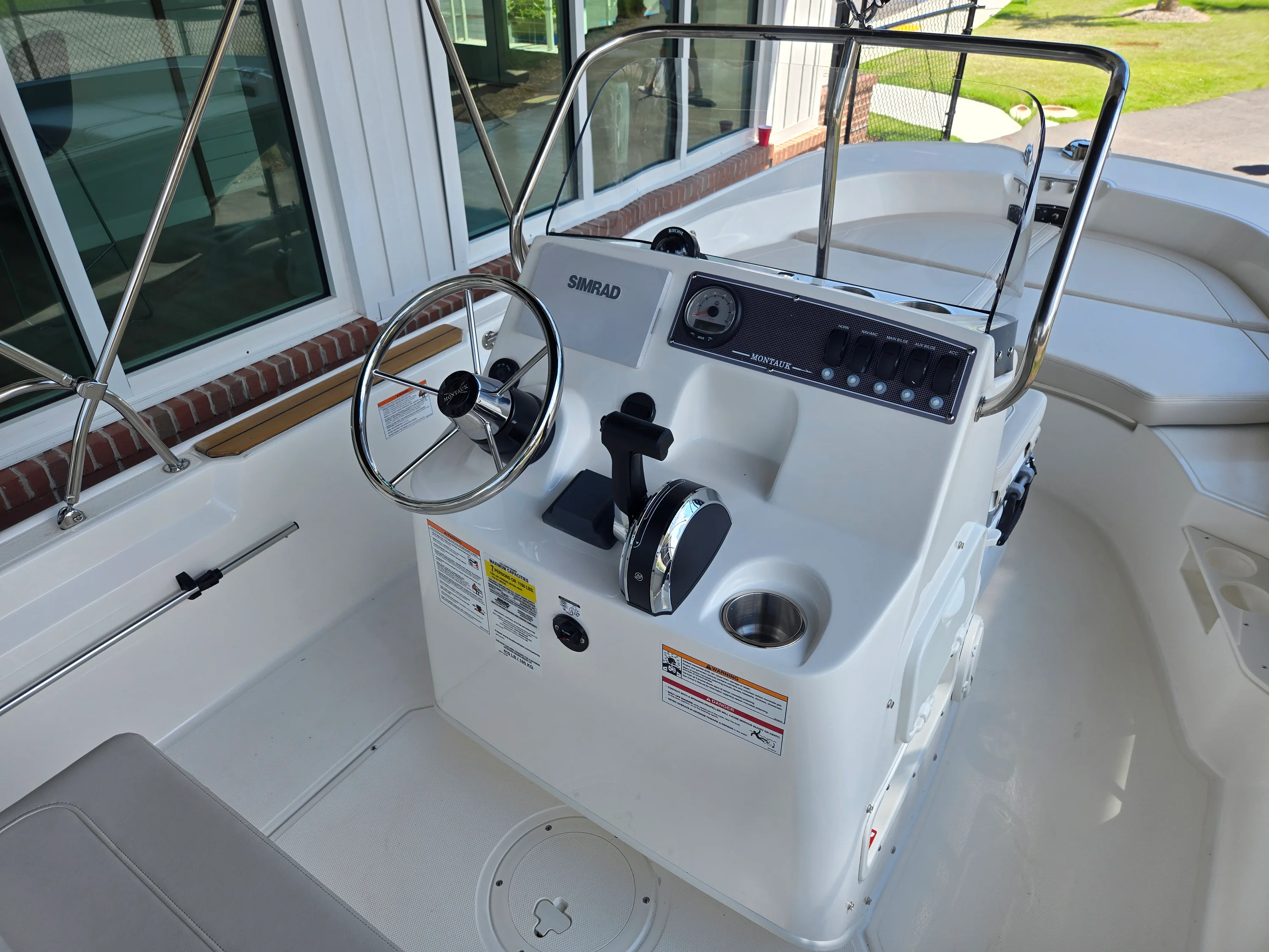 2026 Boston Whaler 170 Montauk Image Thumbnail #4