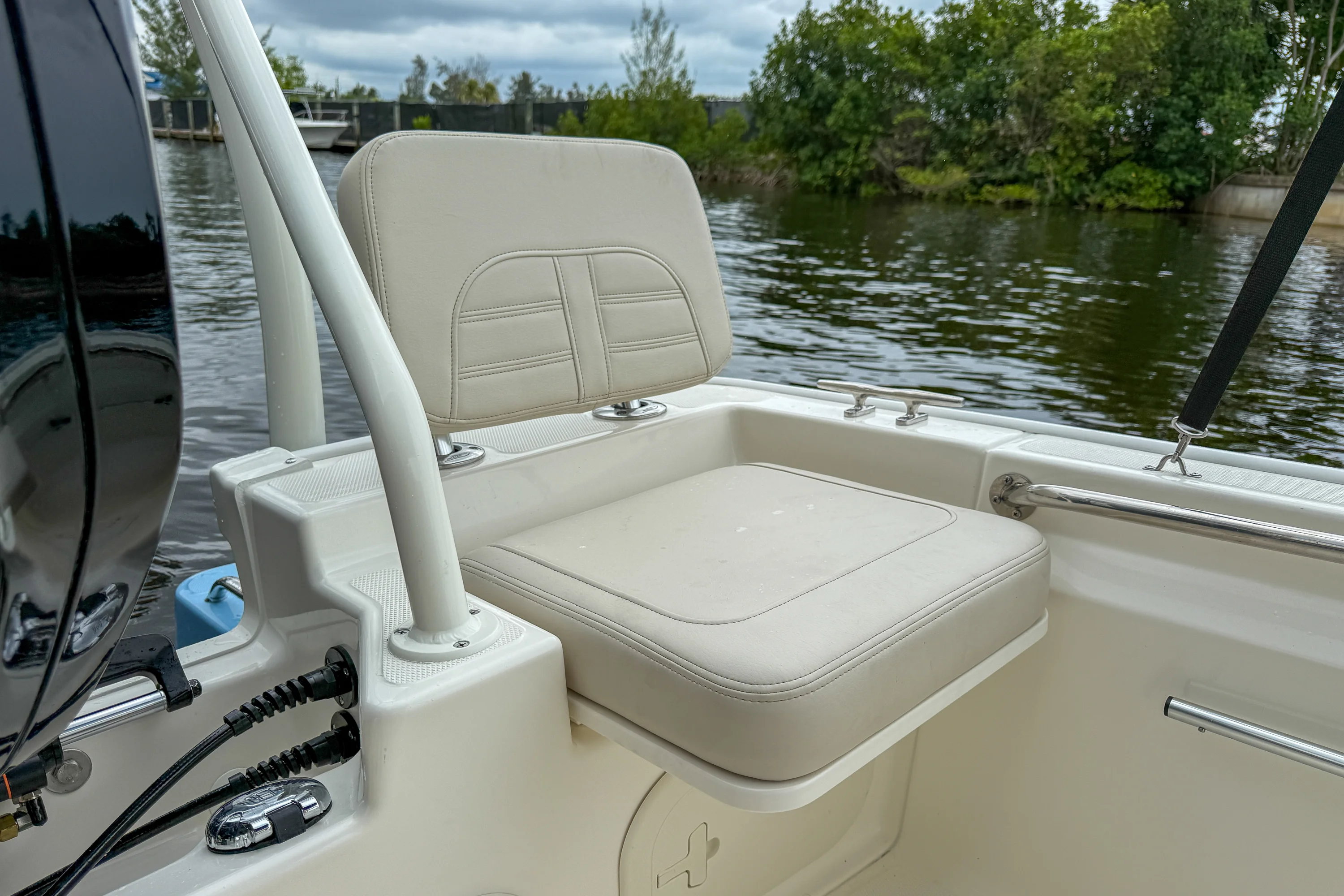2026 Boston Whaler 170 Montauk Image Thumbnail #6
