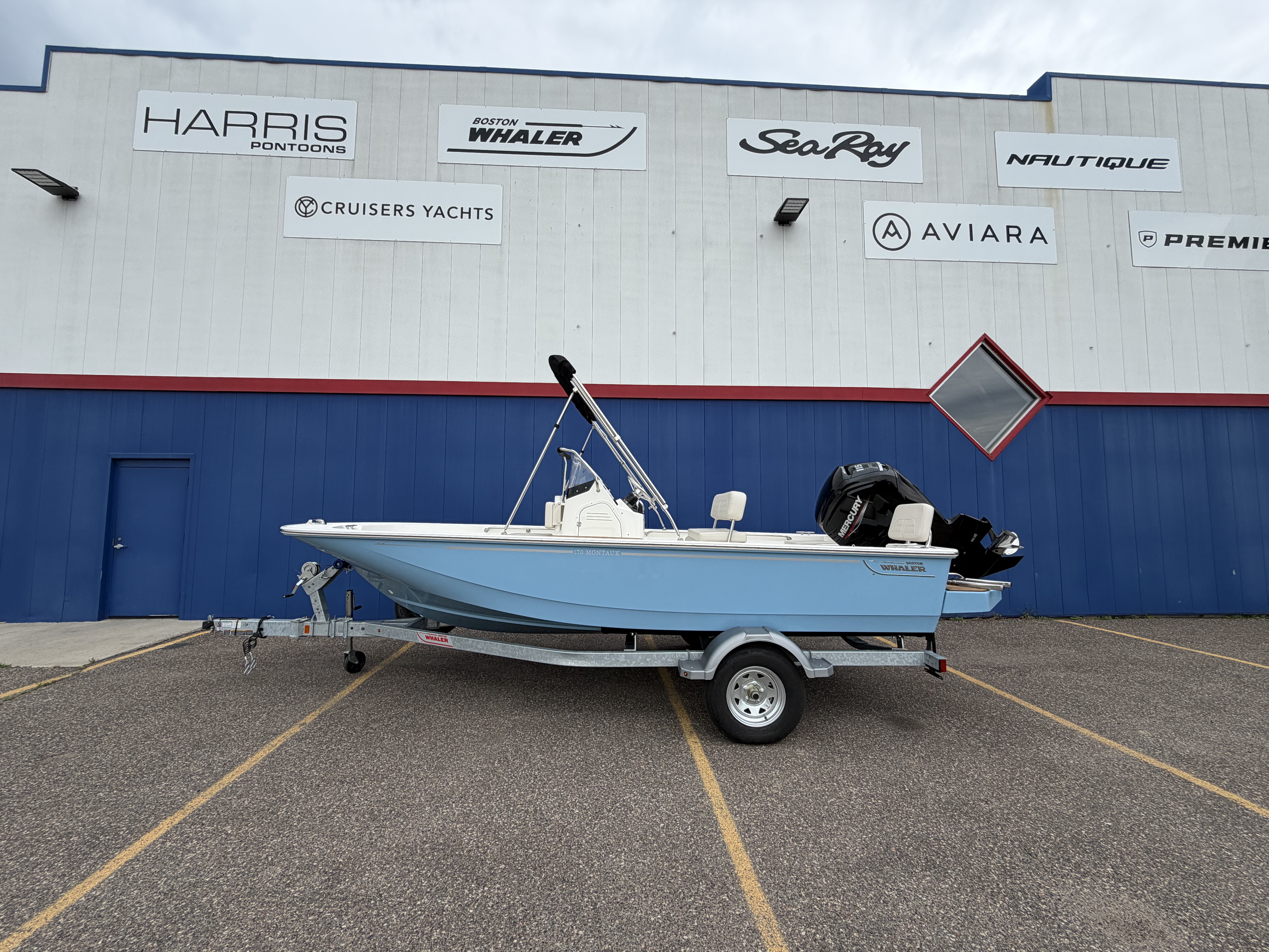 2026 Boston Whaler 170 Montauk