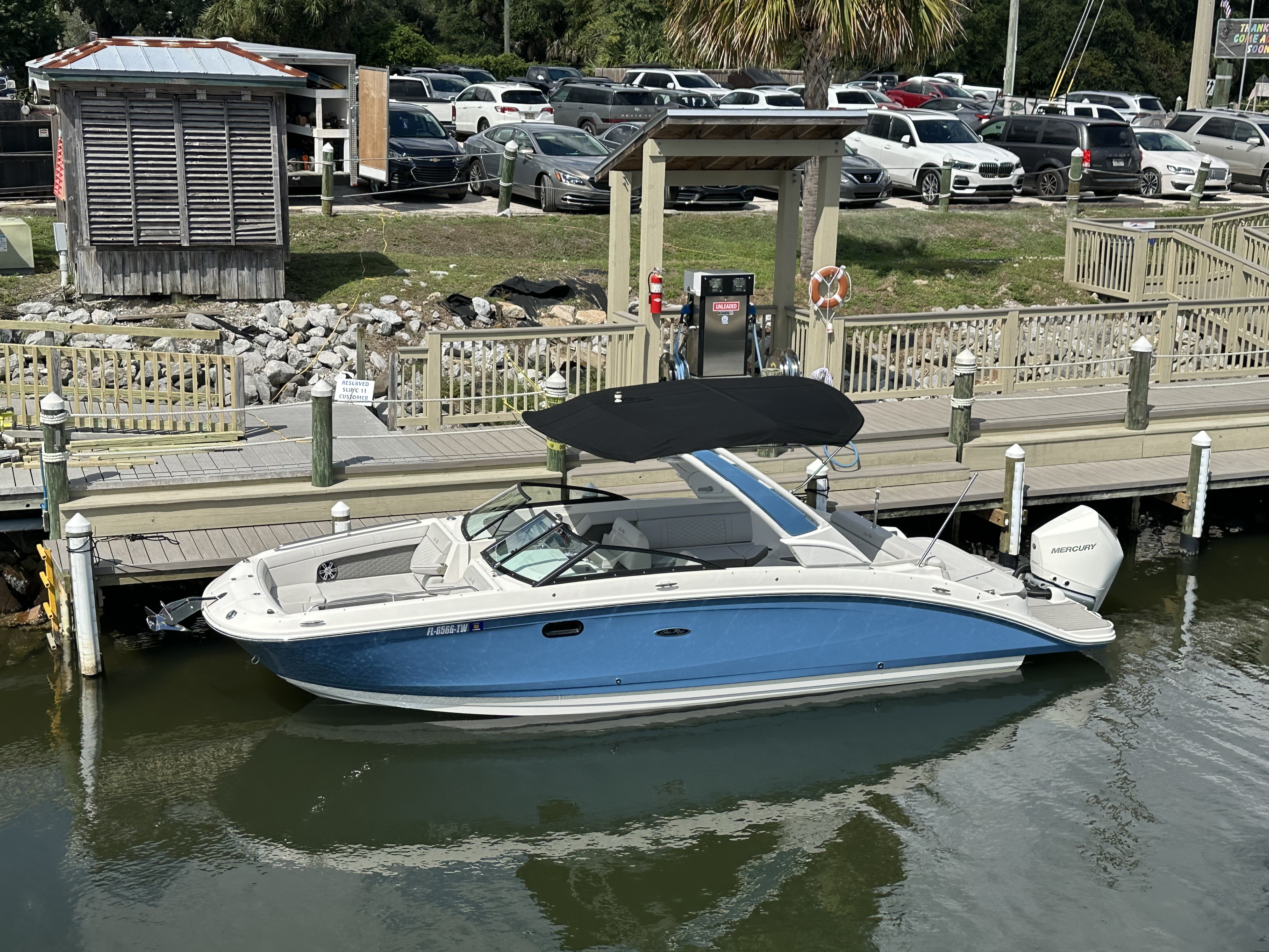 2024 Sea Ray 270 SD-OB Image Thumbnail #2