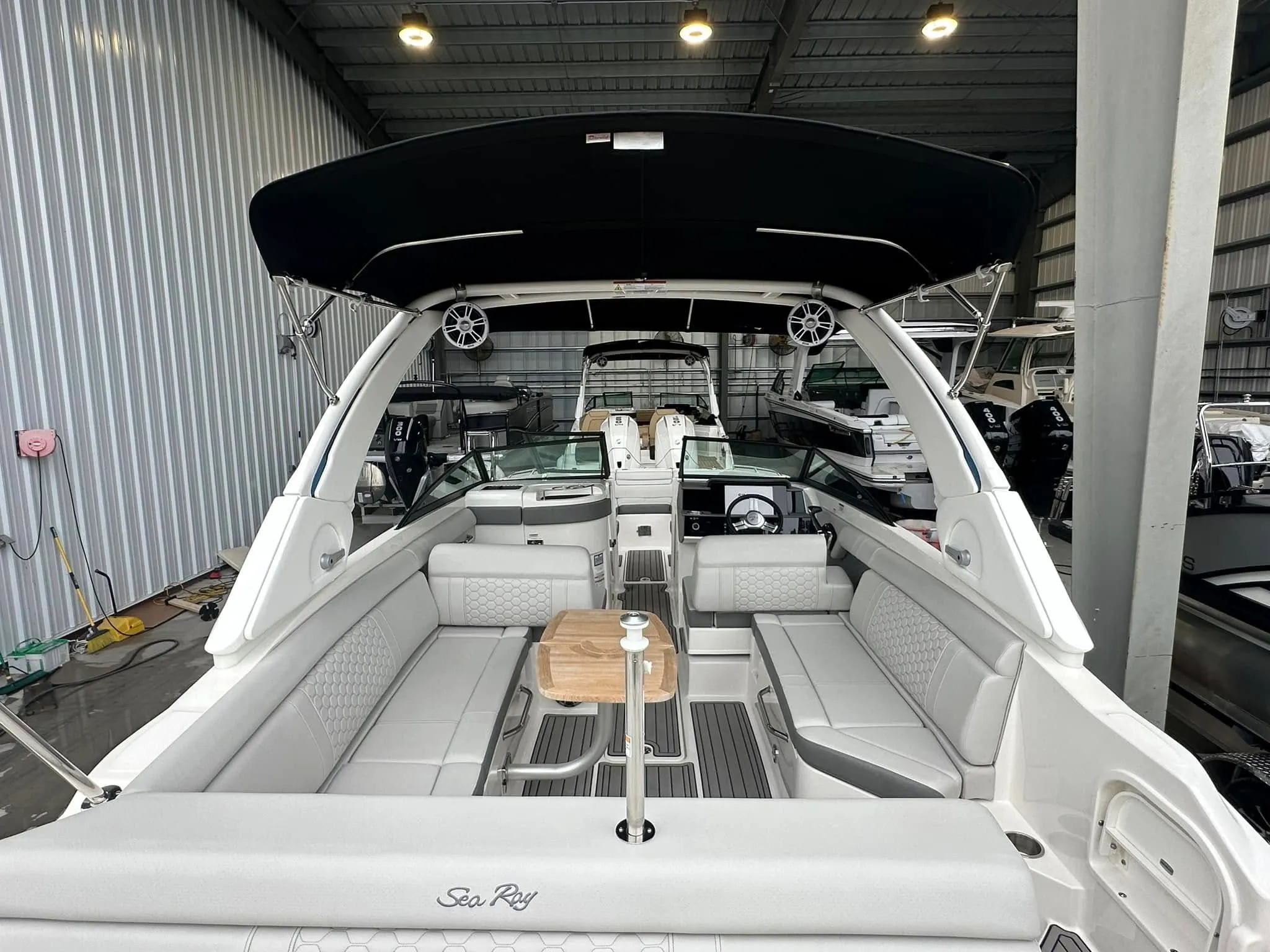2024 Sea Ray 270 SD-OB Image Thumbnail #16
