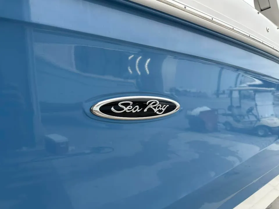2024 Sea Ray 270 SD-OB Image Thumbnail #13