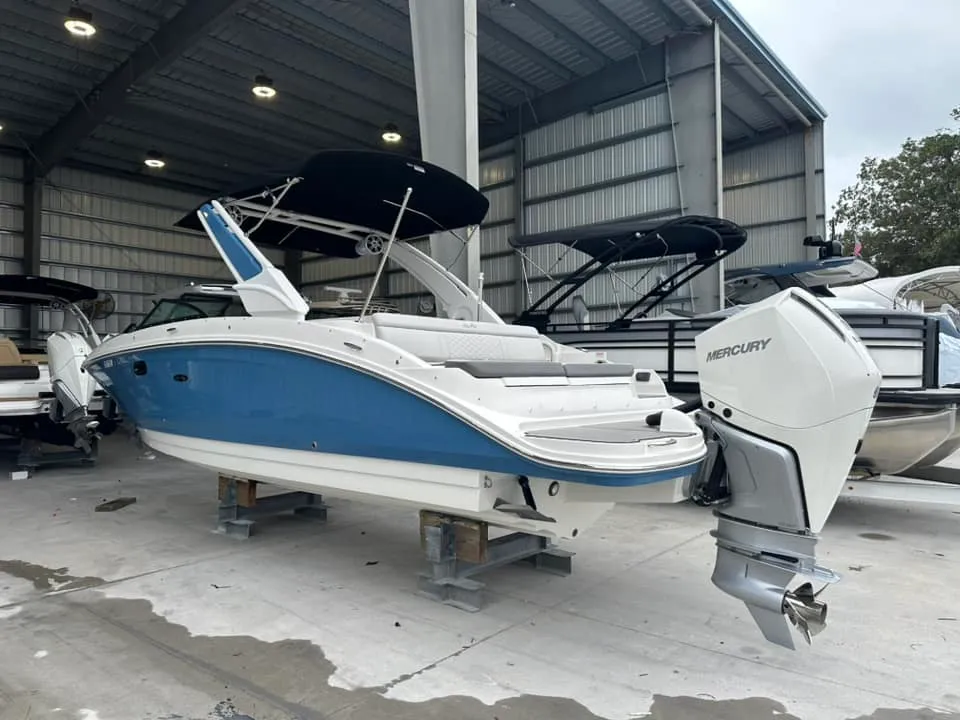 2024 Sea Ray 270 SD-OB Image Thumbnail #1