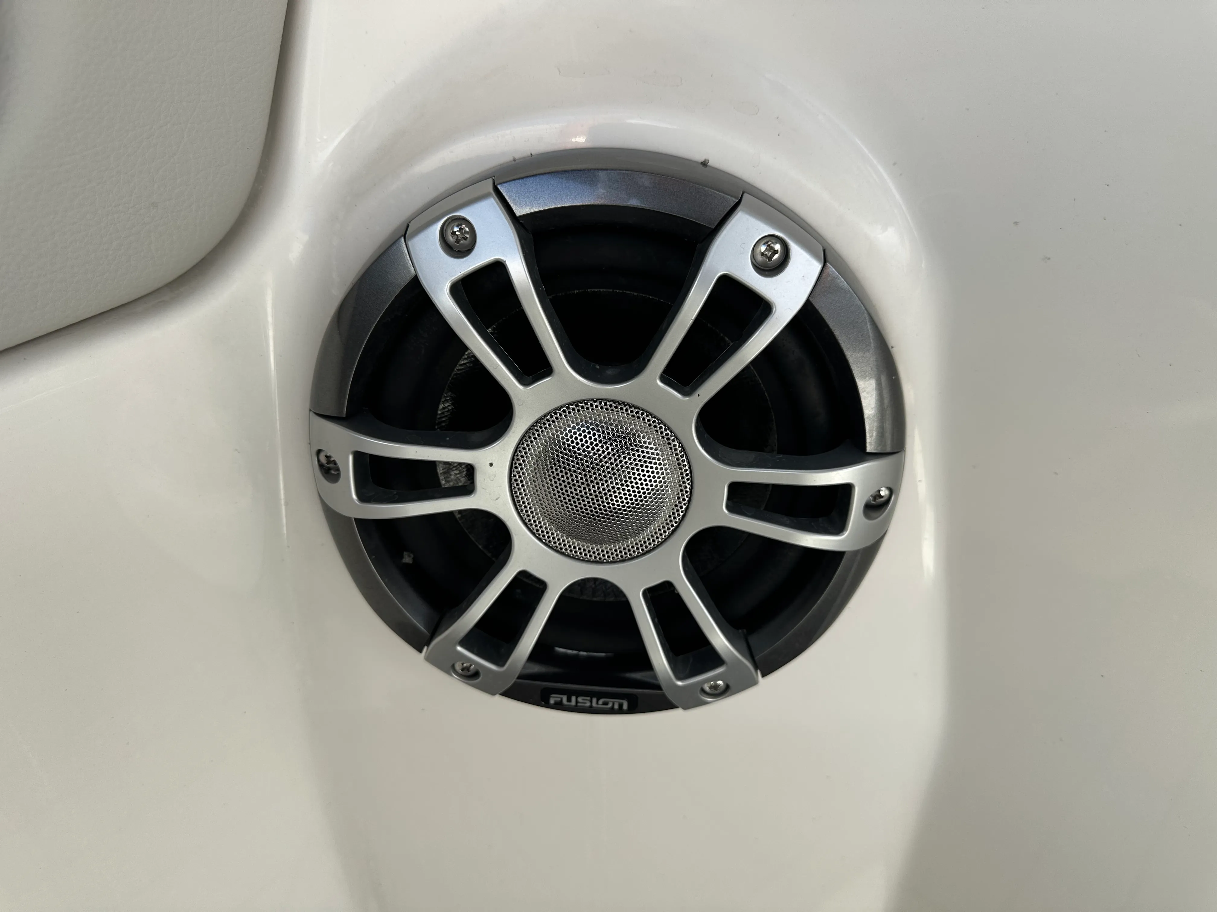 2024 Sea Ray 270 SD-OB Image Thumbnail #32