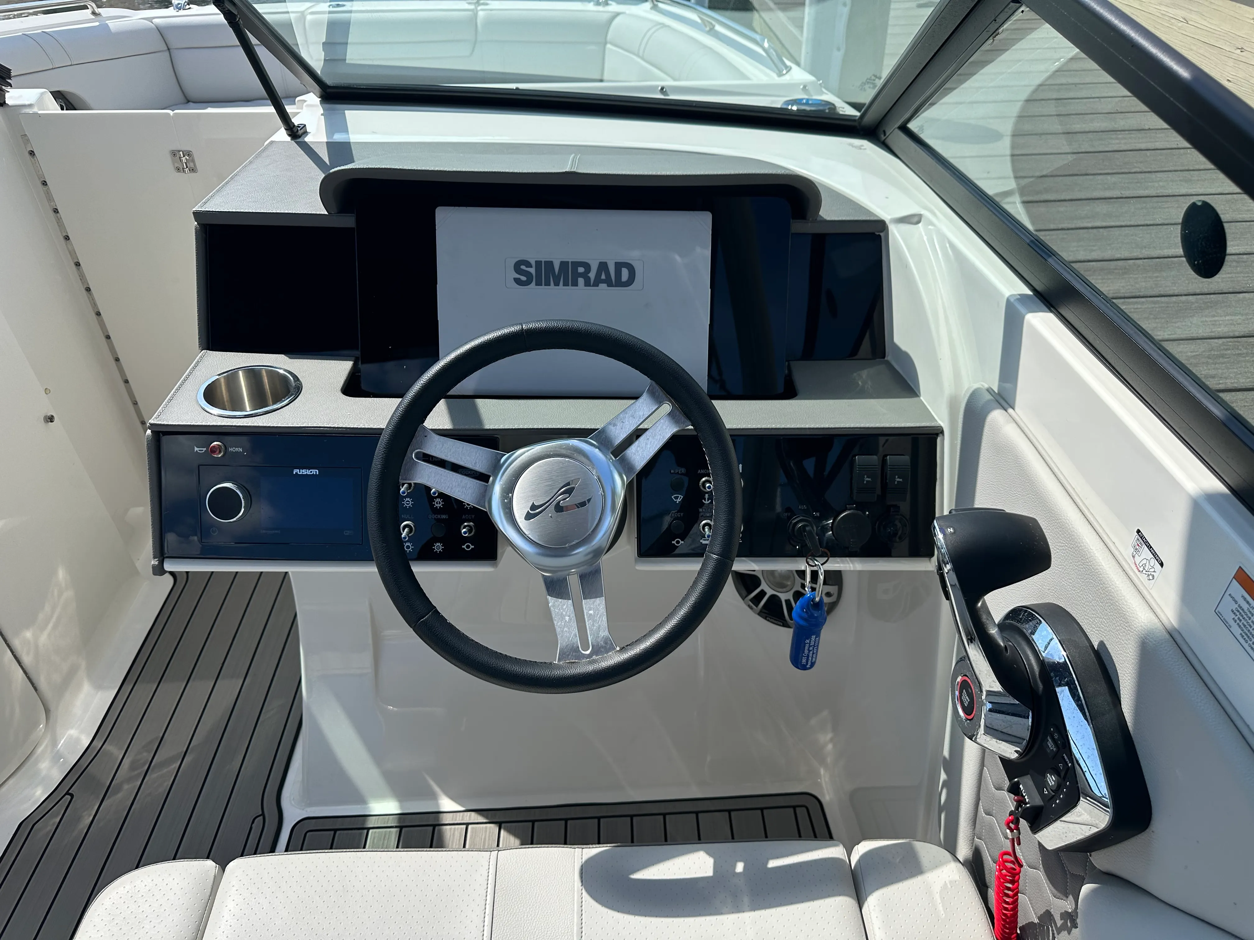 2024 Sea Ray 270 SD-OB Image Thumbnail #33