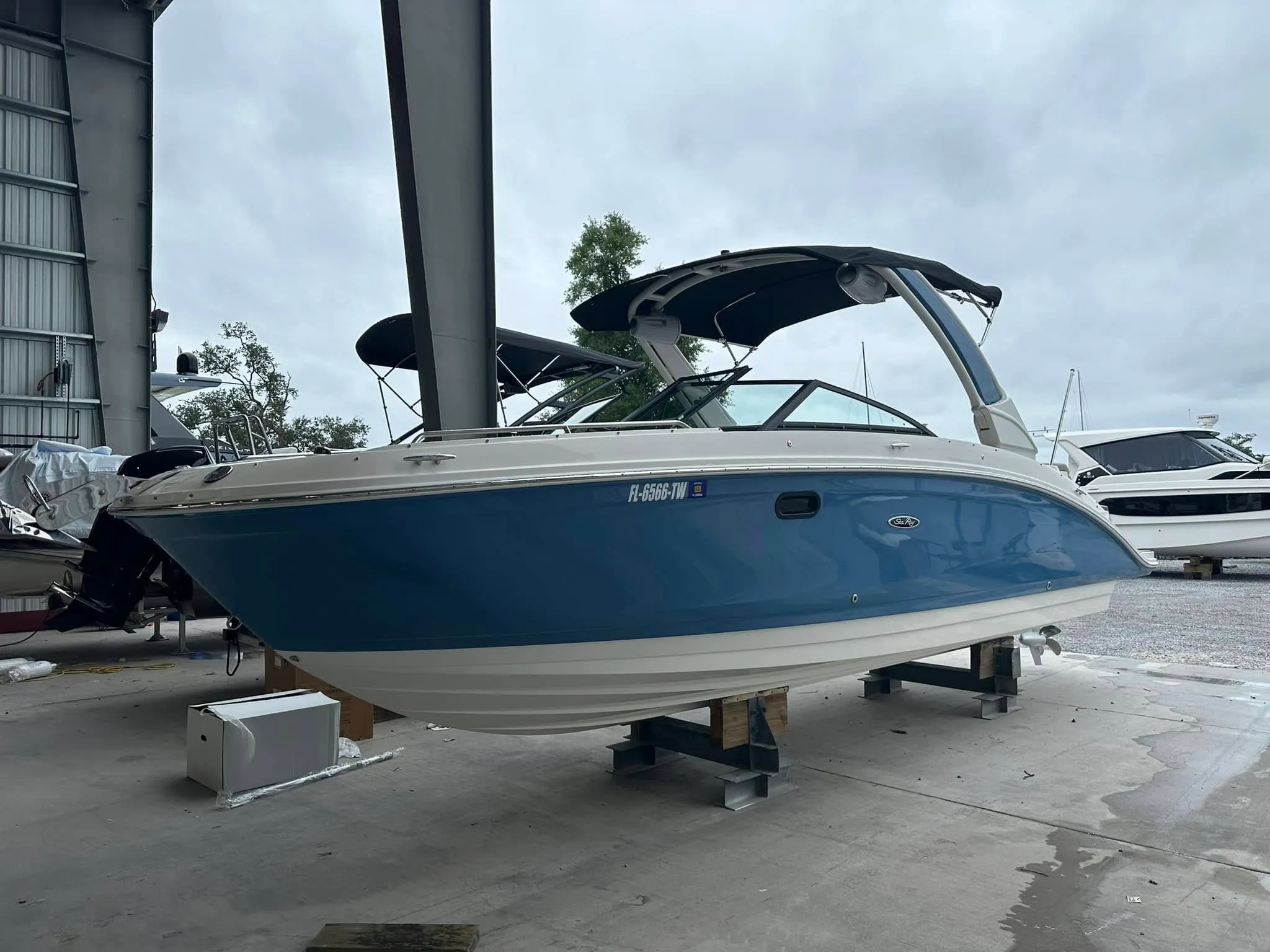 2024 Sea Ray 270 SD-OB Image Thumbnail #0