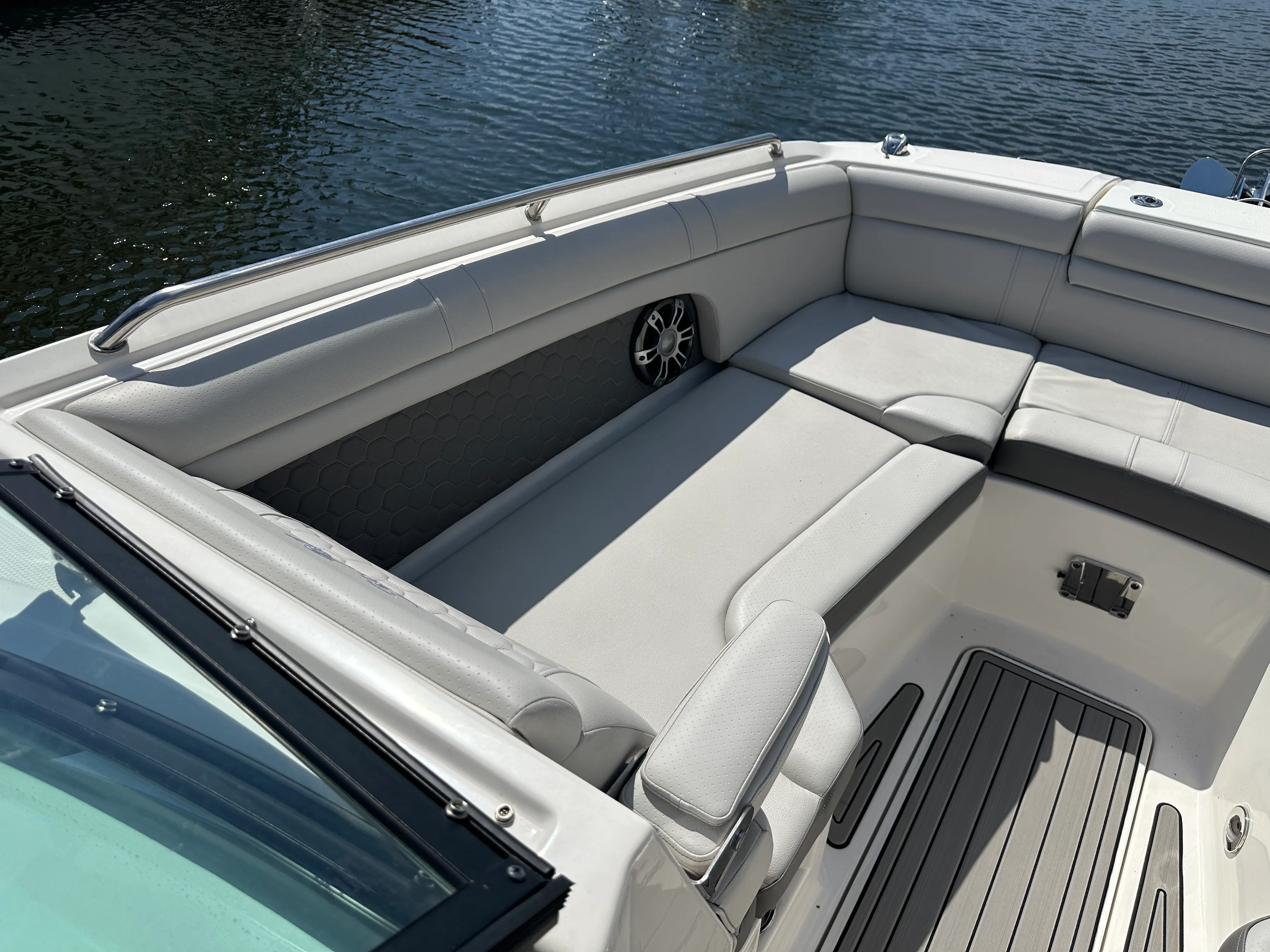 2024 Sea Ray 270 SD-OB Image Thumbnail #24