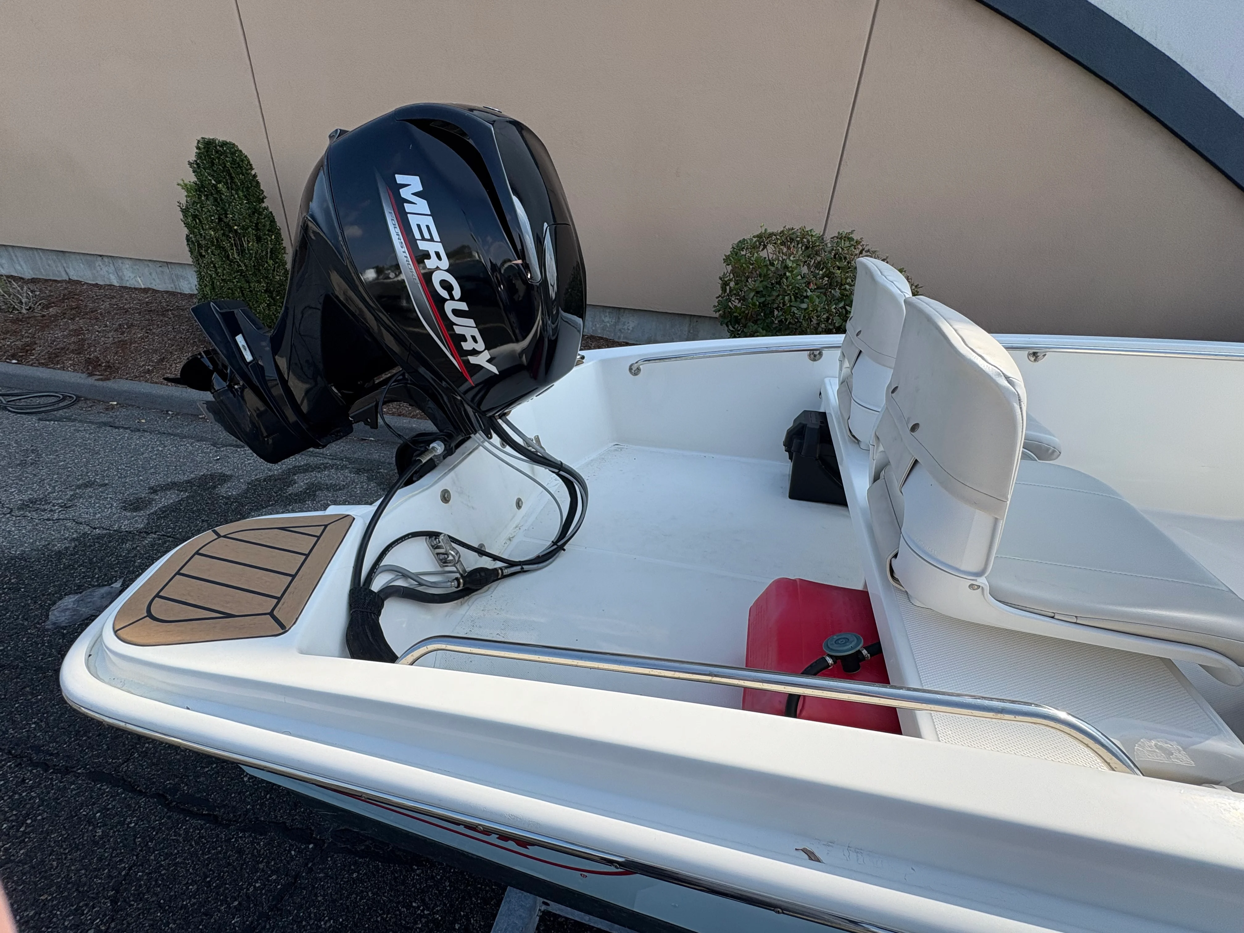 2023 Boston Whaler 130 SUPER SPORT Image Thumbnail #4