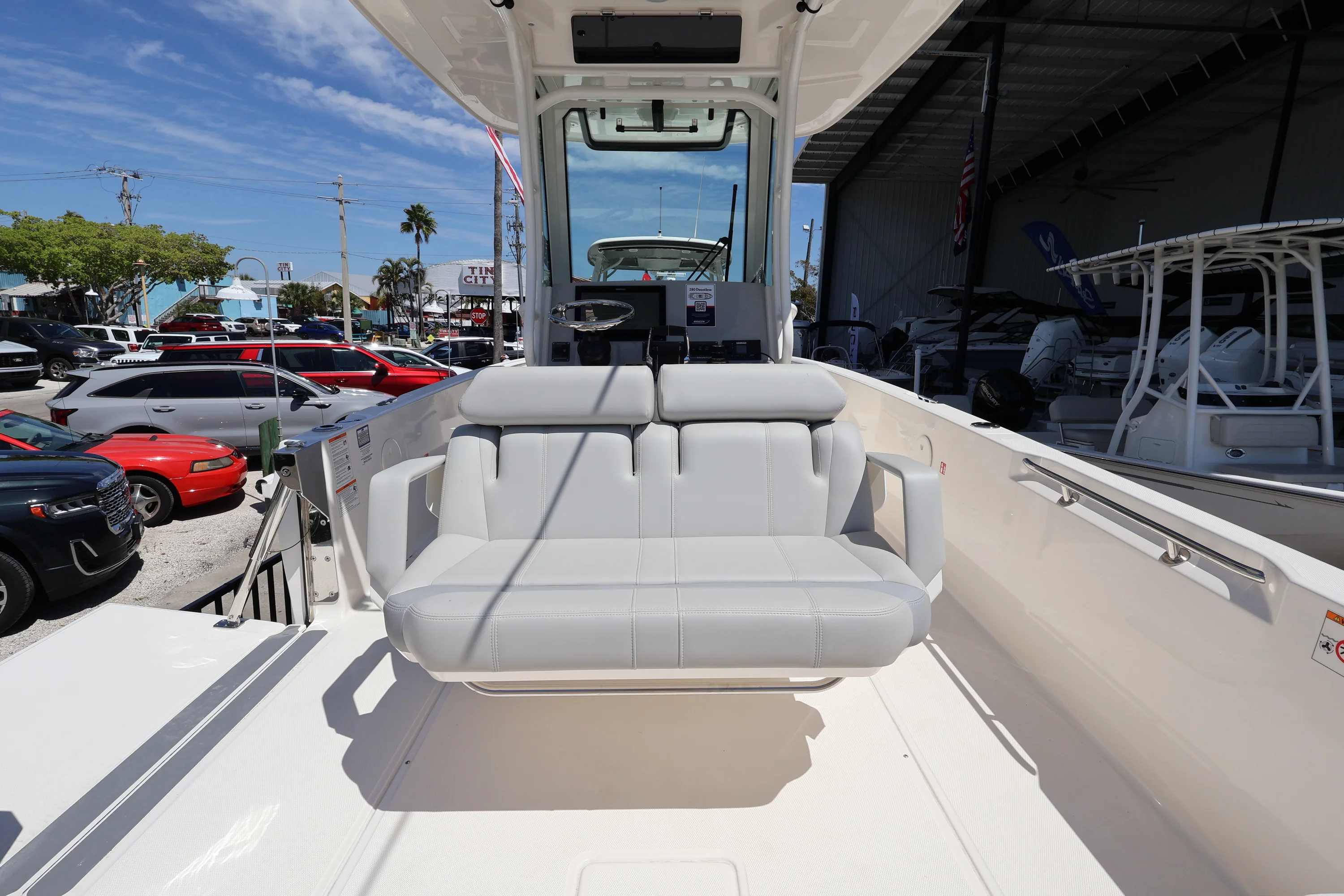 2026 Boston Whaler 280 Dauntless Image Thumbnail #13