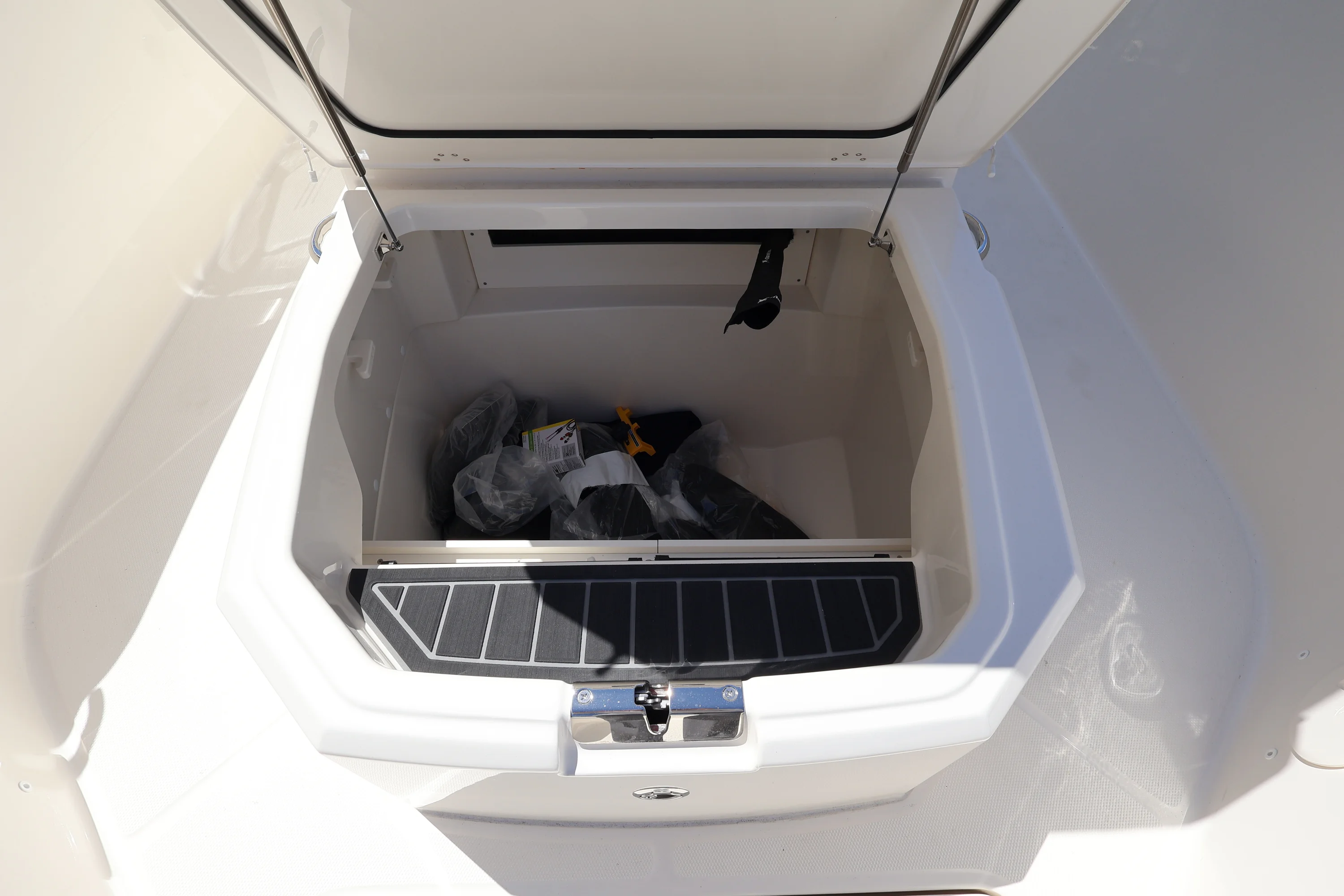 2026 Boston Whaler 280 Dauntless Image Thumbnail #36