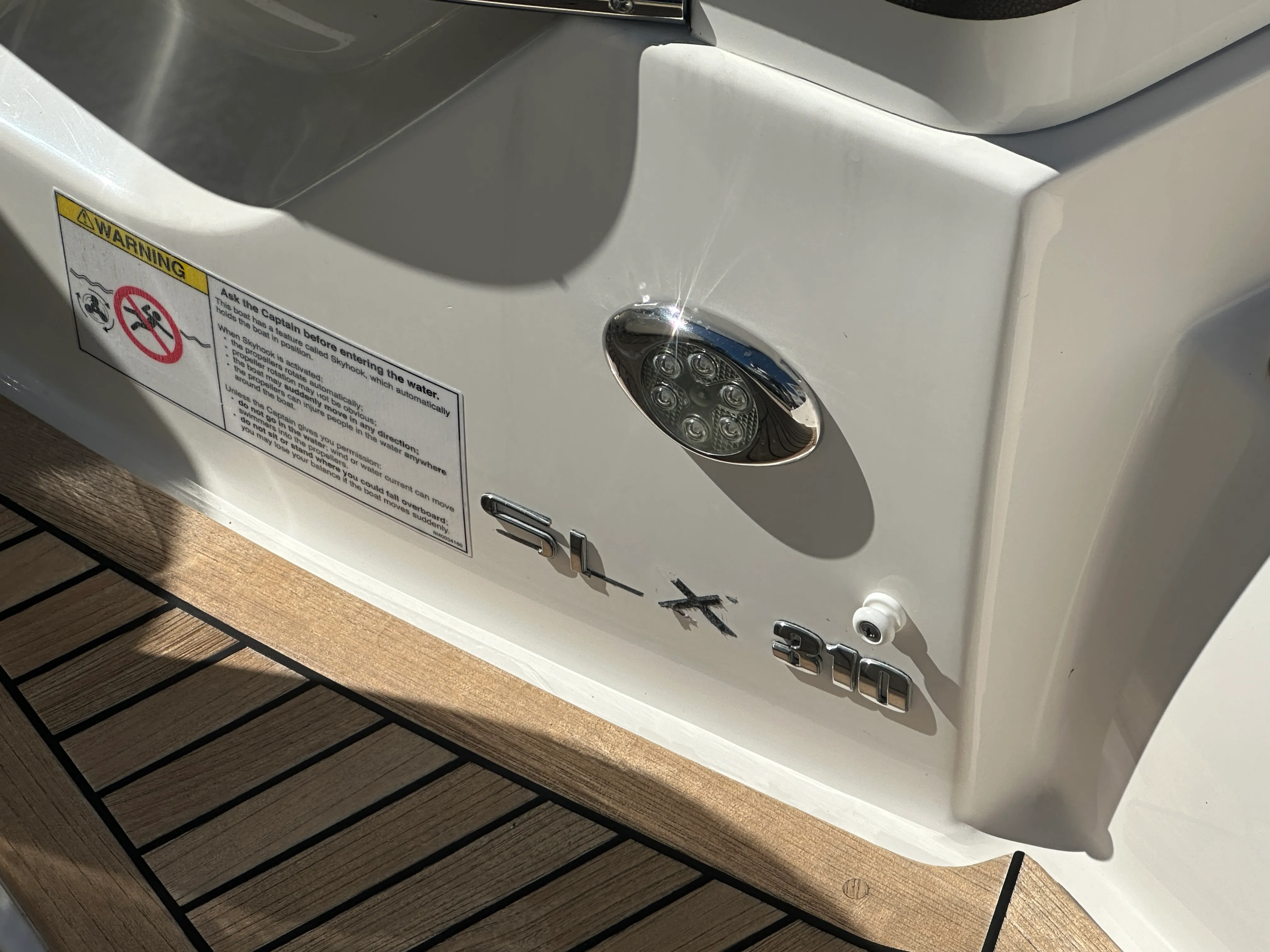2018 Sea Ray 310 SLX OUTBOARD Image Thumbnail #11