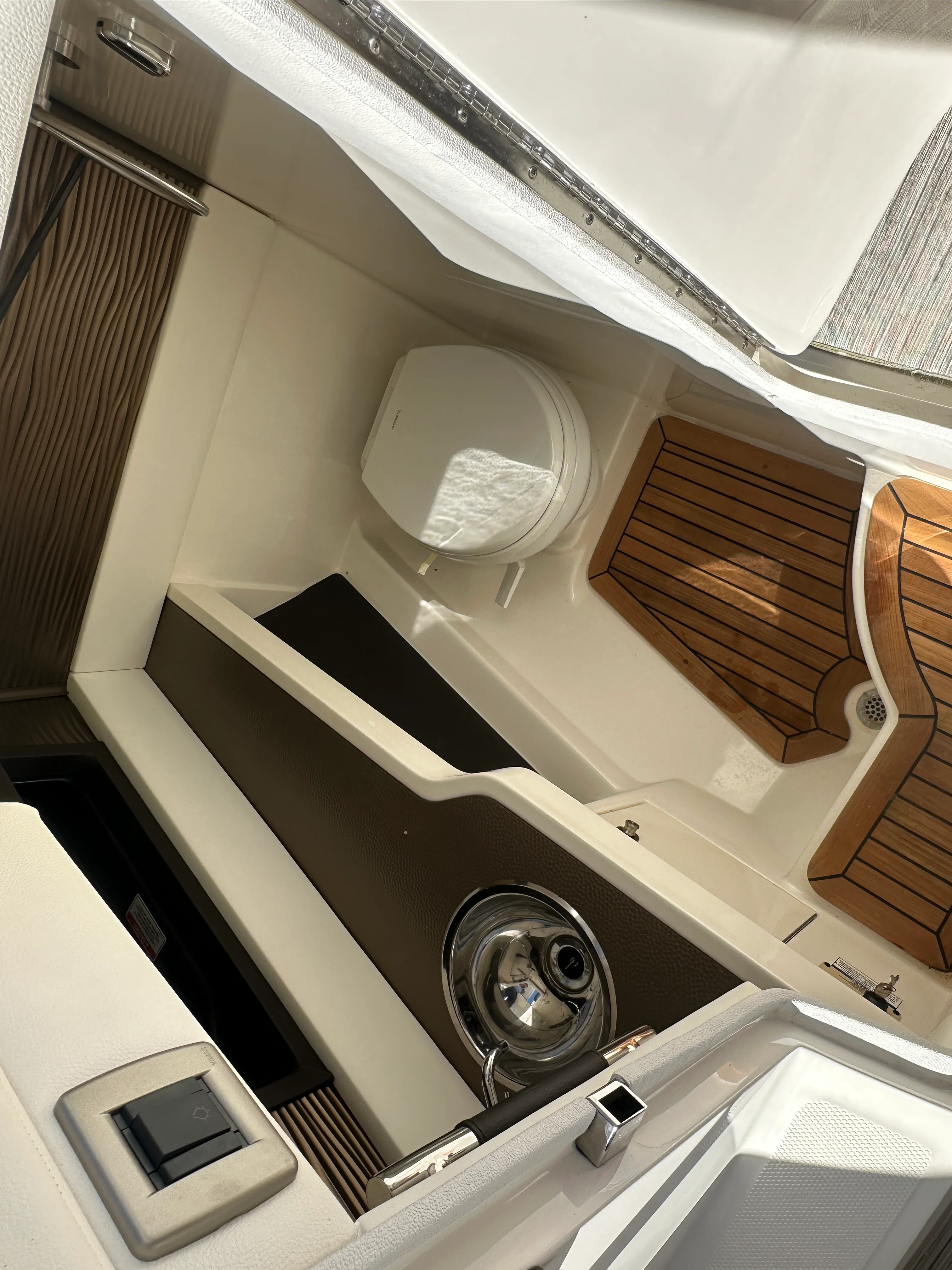 2018 Sea Ray 310 SLX OUTBOARD Image Thumbnail #23