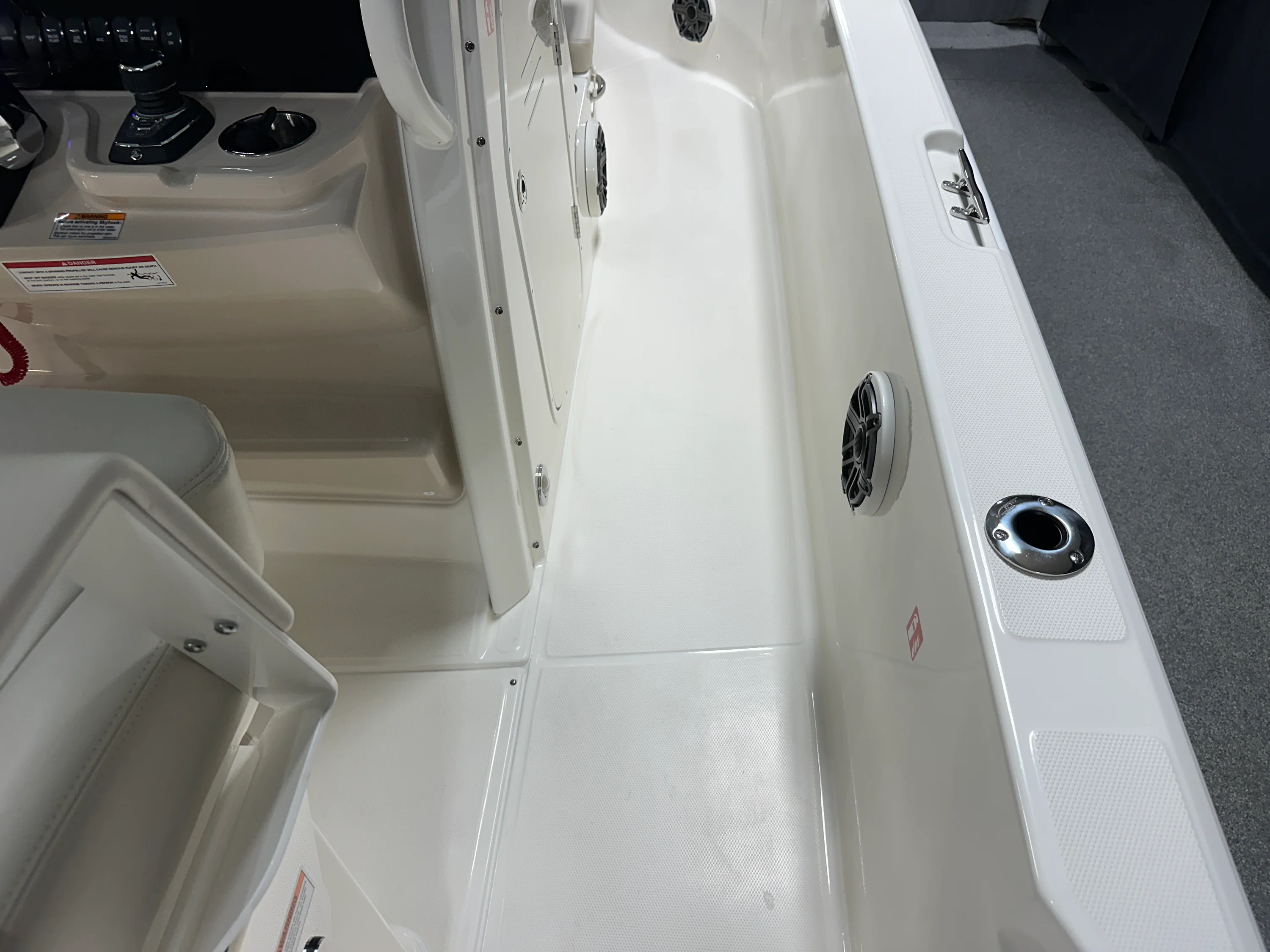 2026 Boston Whaler 280 Dauntless Image Thumbnail #70