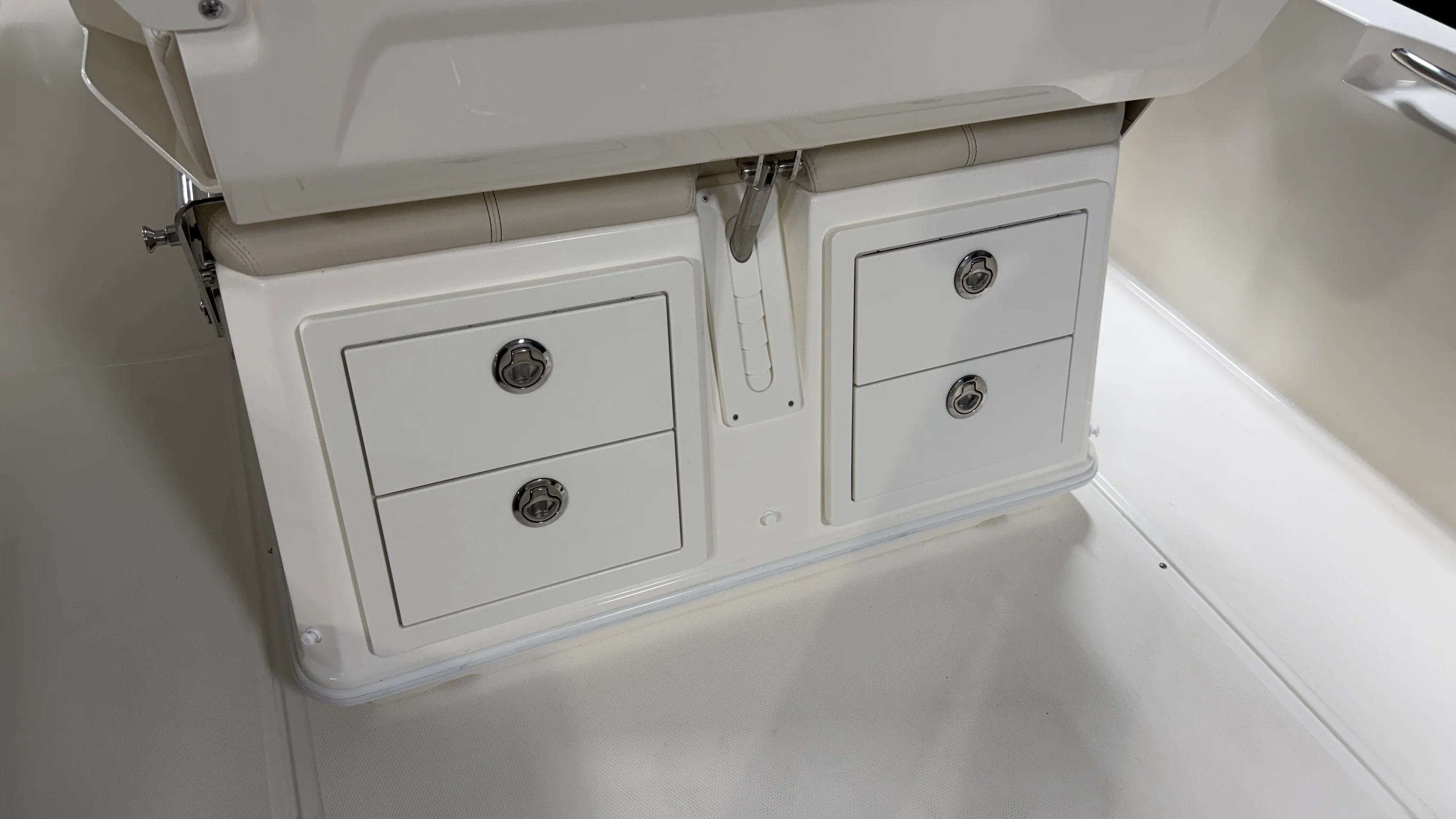 2026 Boston Whaler 280 Dauntless Image Thumbnail #41