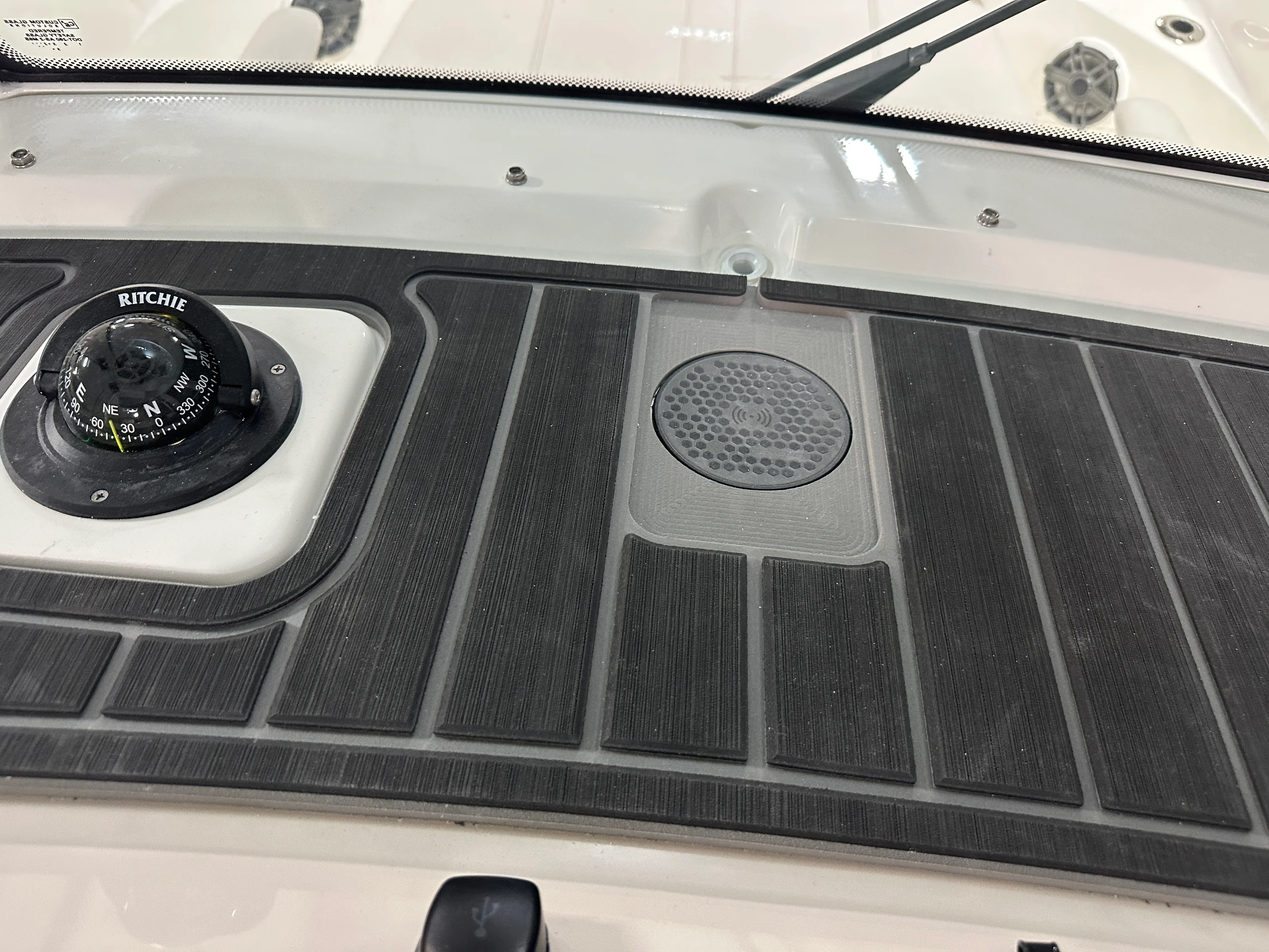 2026 Boston Whaler 280 Dauntless Image Thumbnail #59