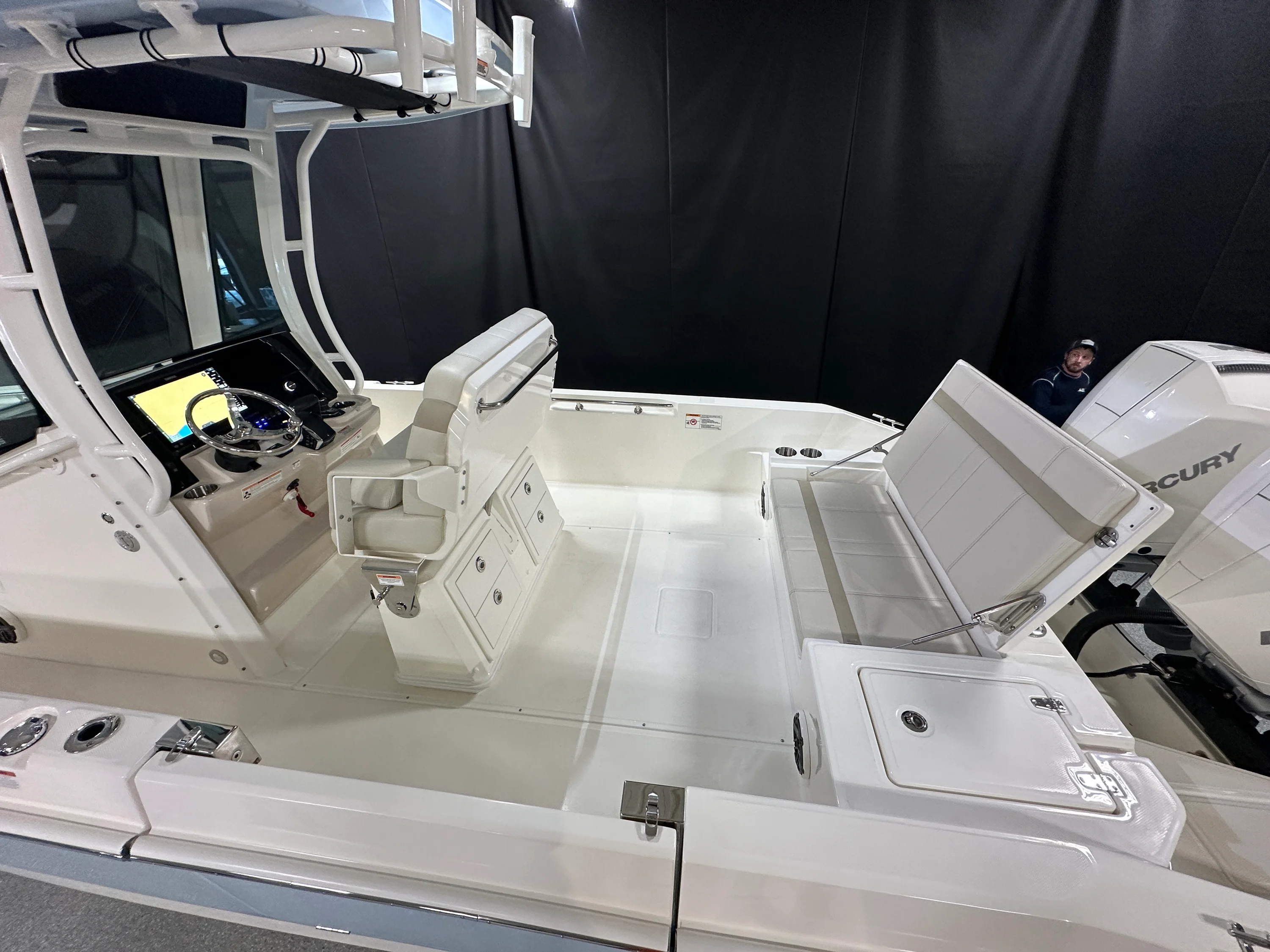 2026 Boston Whaler 280 Dauntless Image Thumbnail #12