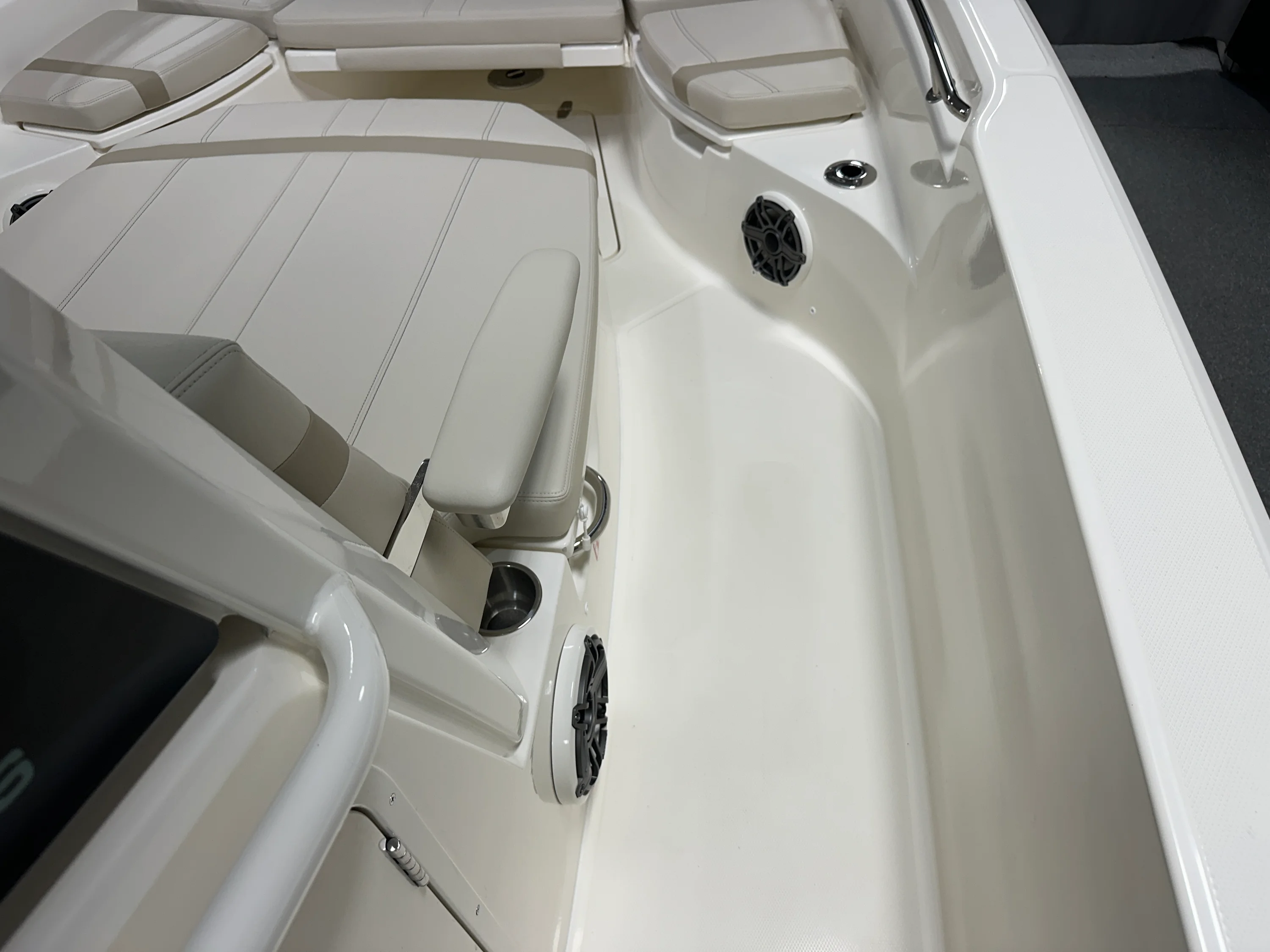 2026 Boston Whaler 280 Dauntless Image Thumbnail #78