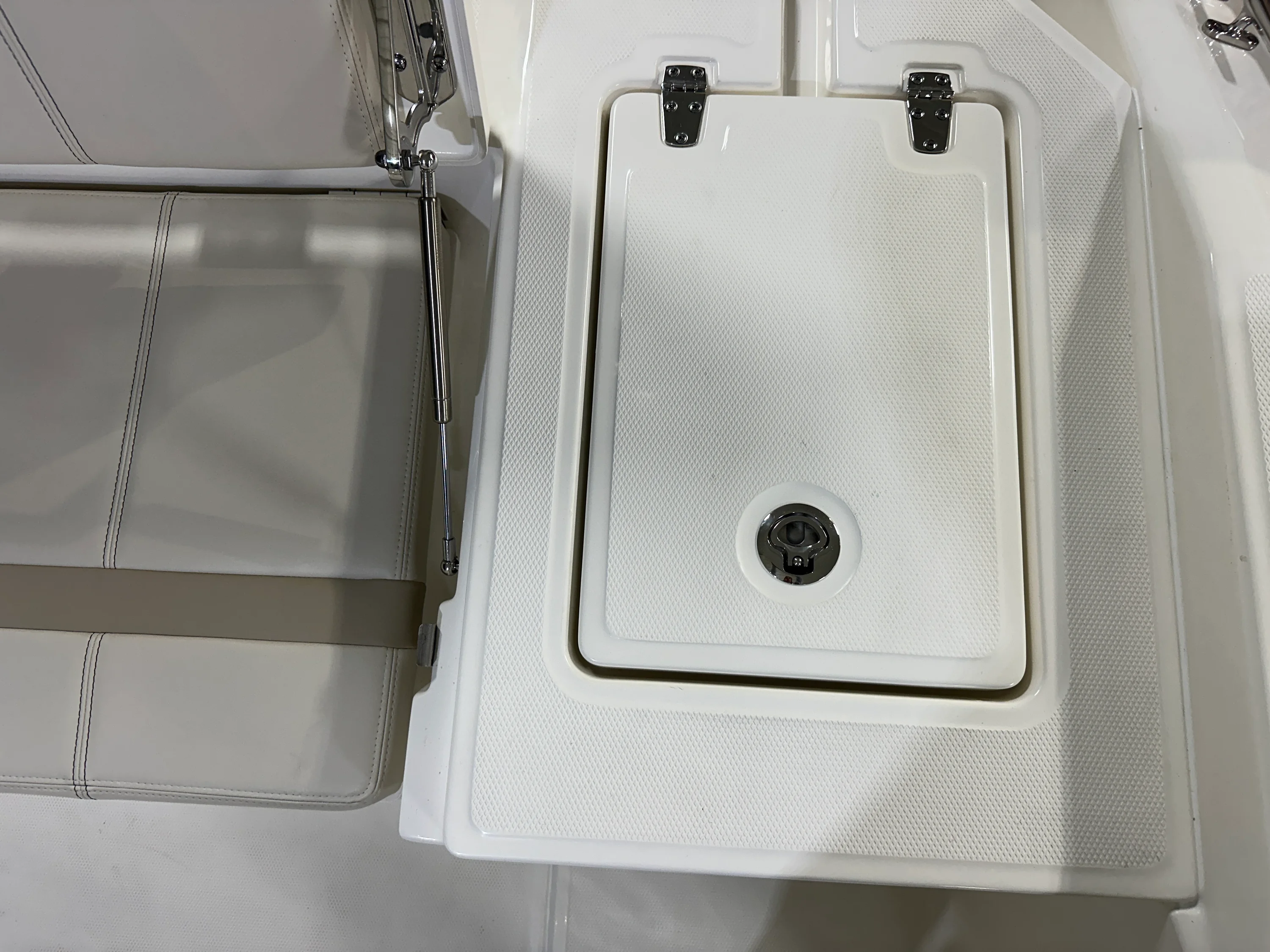 2026 Boston Whaler 280 Dauntless Image Thumbnail #29