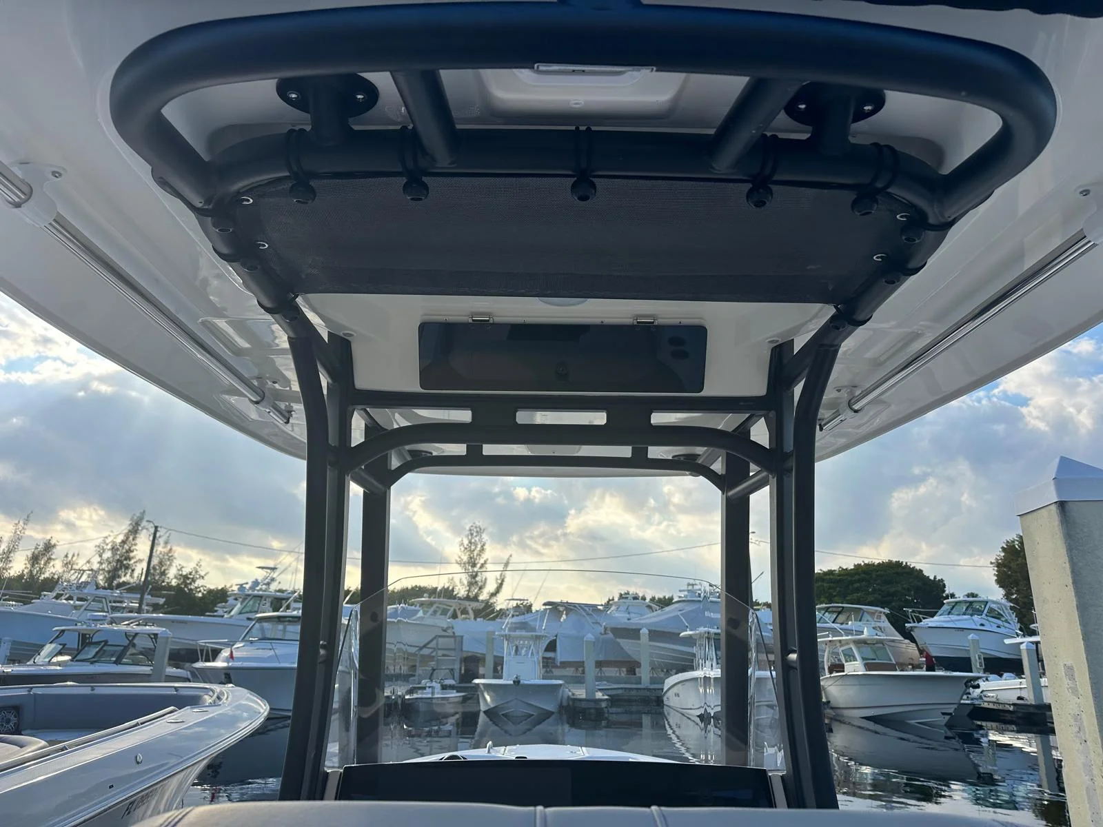 2026 Boston Whaler 280 Dauntless Image Thumbnail #16