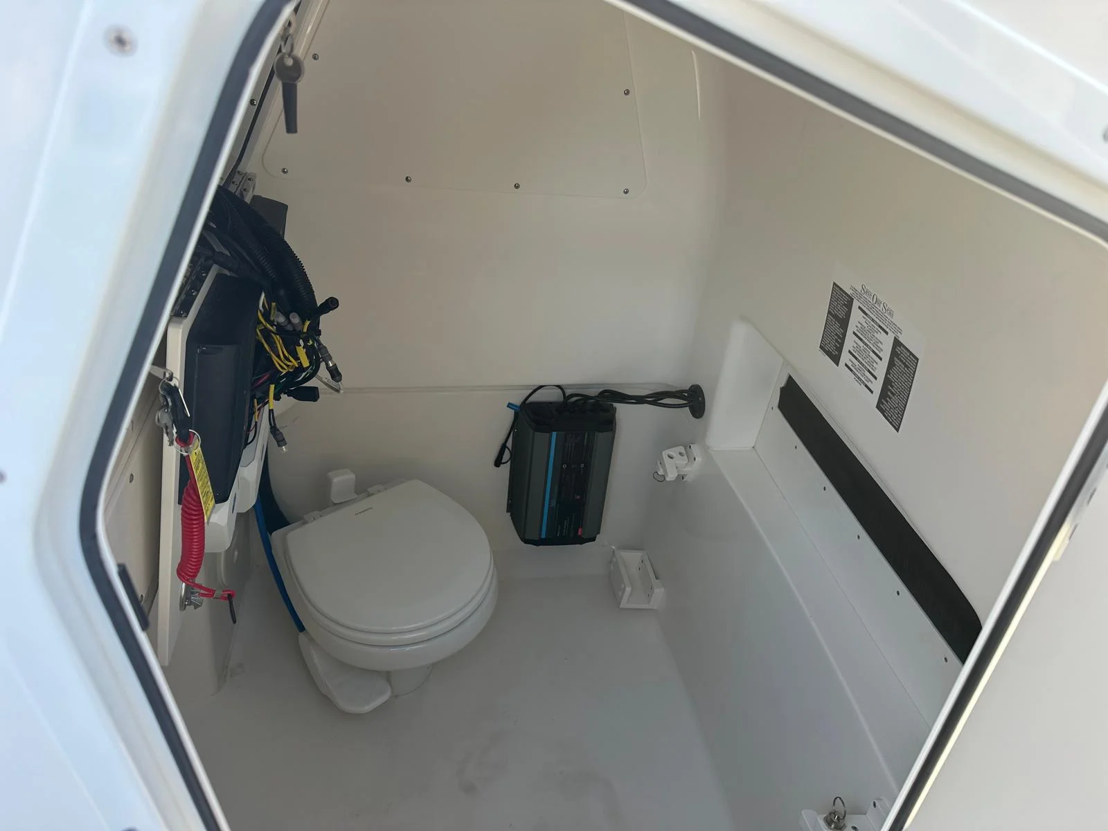 2026 Boston Whaler 280 Dauntless Image Thumbnail #17