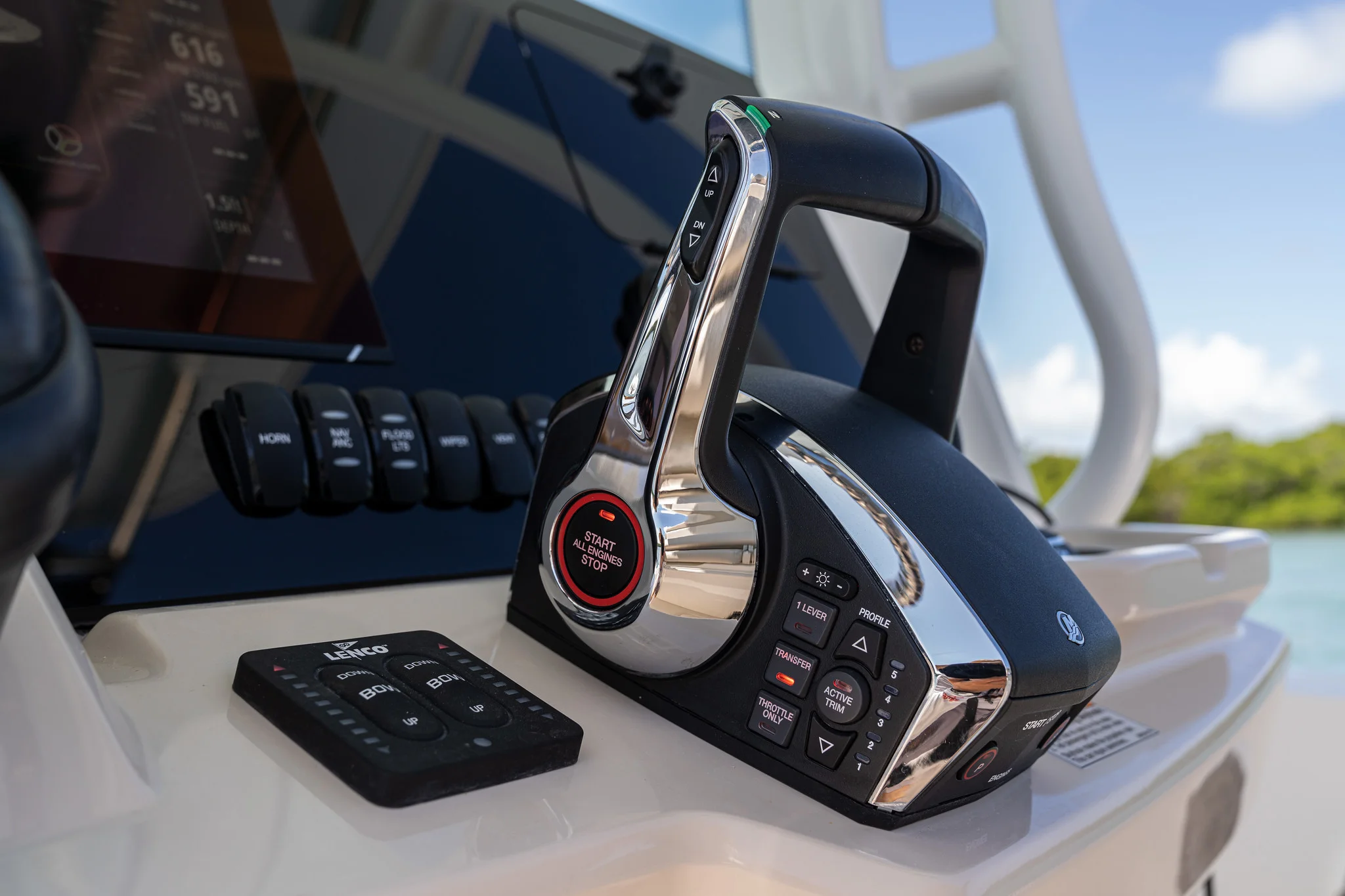 2026 Boston Whaler 280 Dauntless Image Thumbnail #11