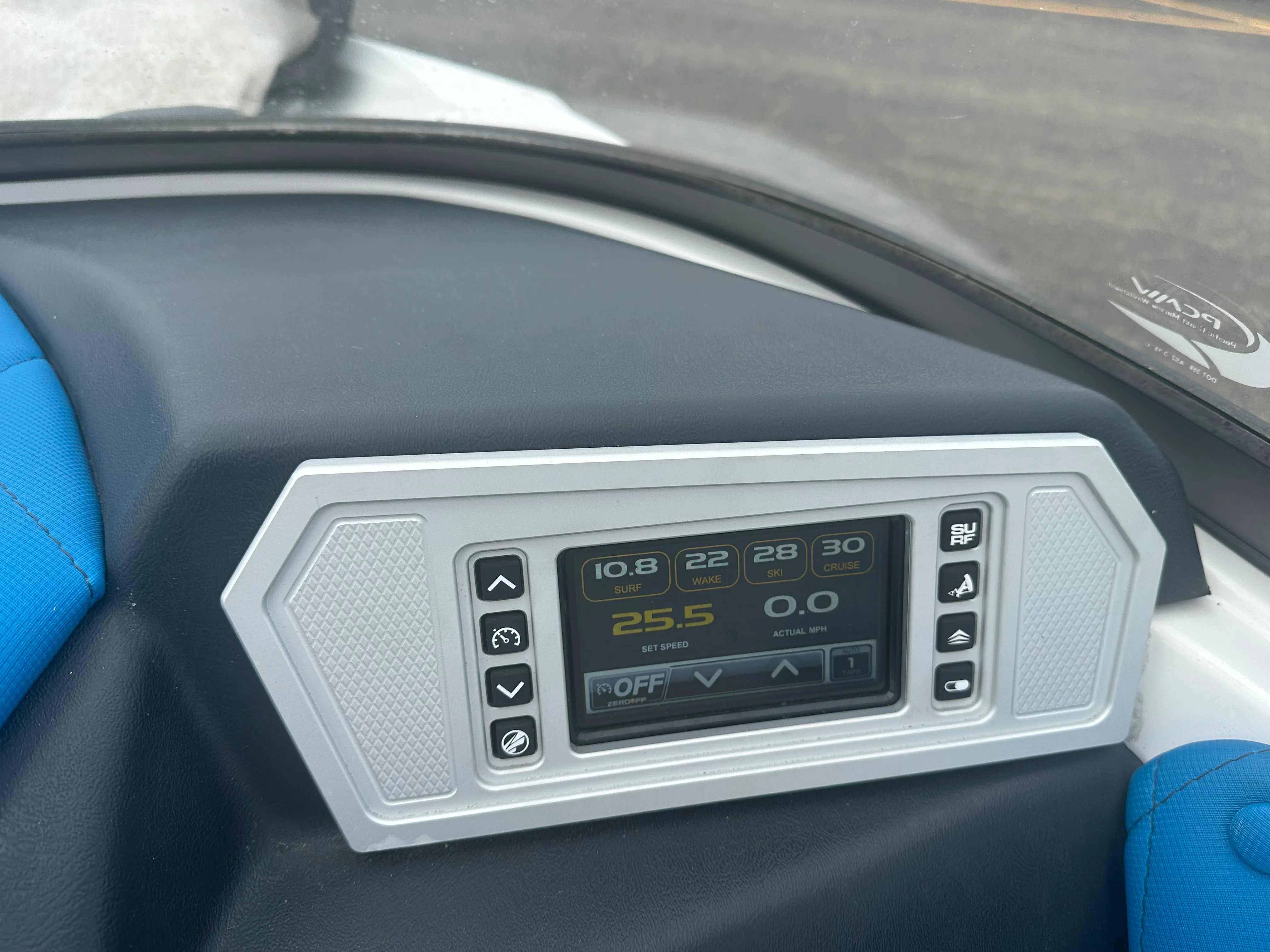 2016 Tige R20 Image Thumbnail #11