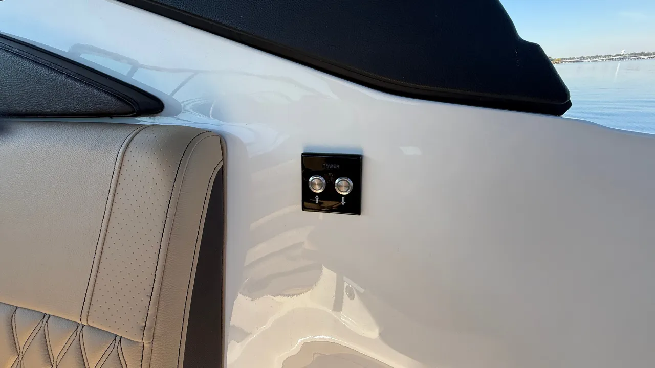 2023 Sea Ray 260 SLX OUTBOARD Image Thumbnail #17