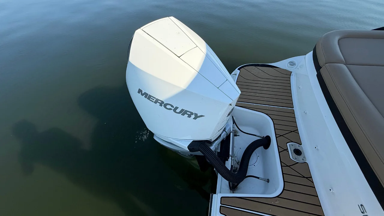 2023 Sea Ray 260 SLX OUTBOARD Image Thumbnail #9