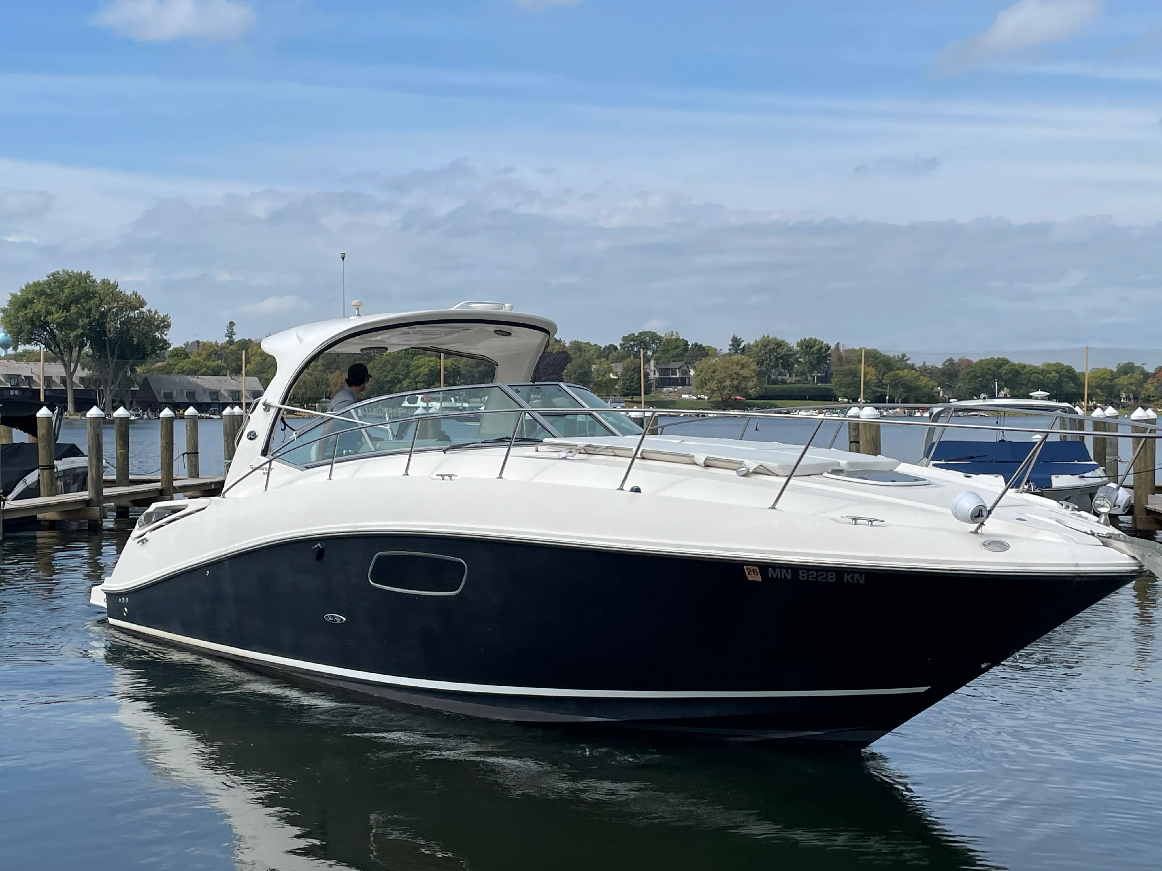 2009 Sea Ray 350 SUNDANCER Image Thumbnail #12