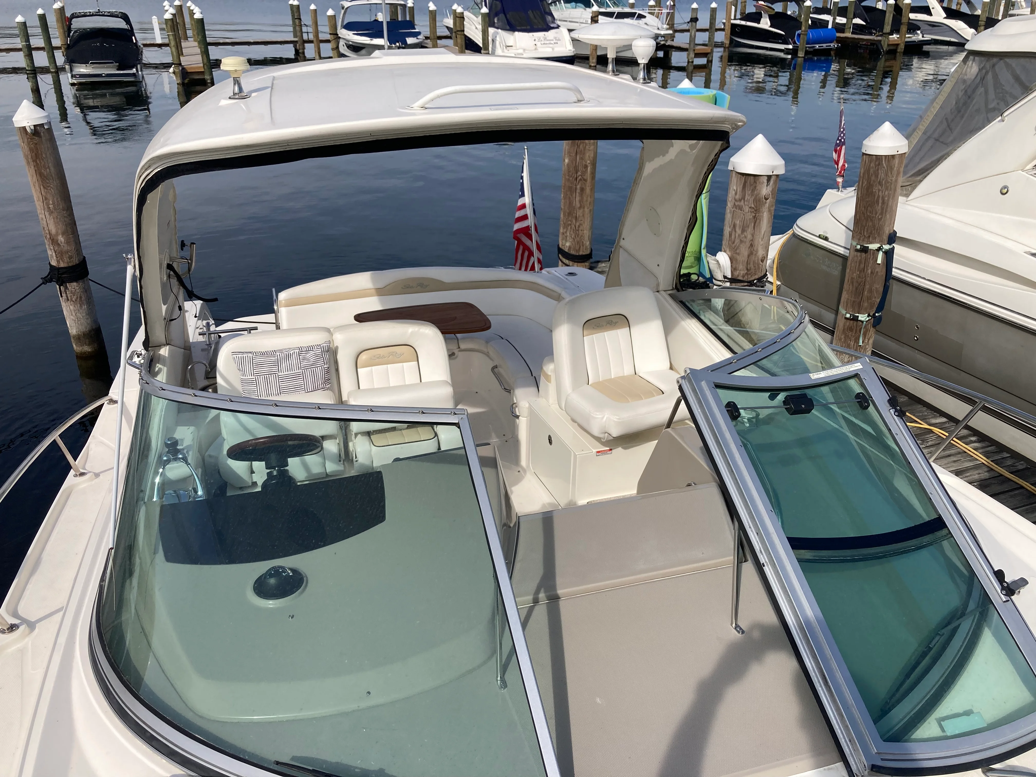 2009 Sea Ray 350 SUNDANCER Image Thumbnail #43