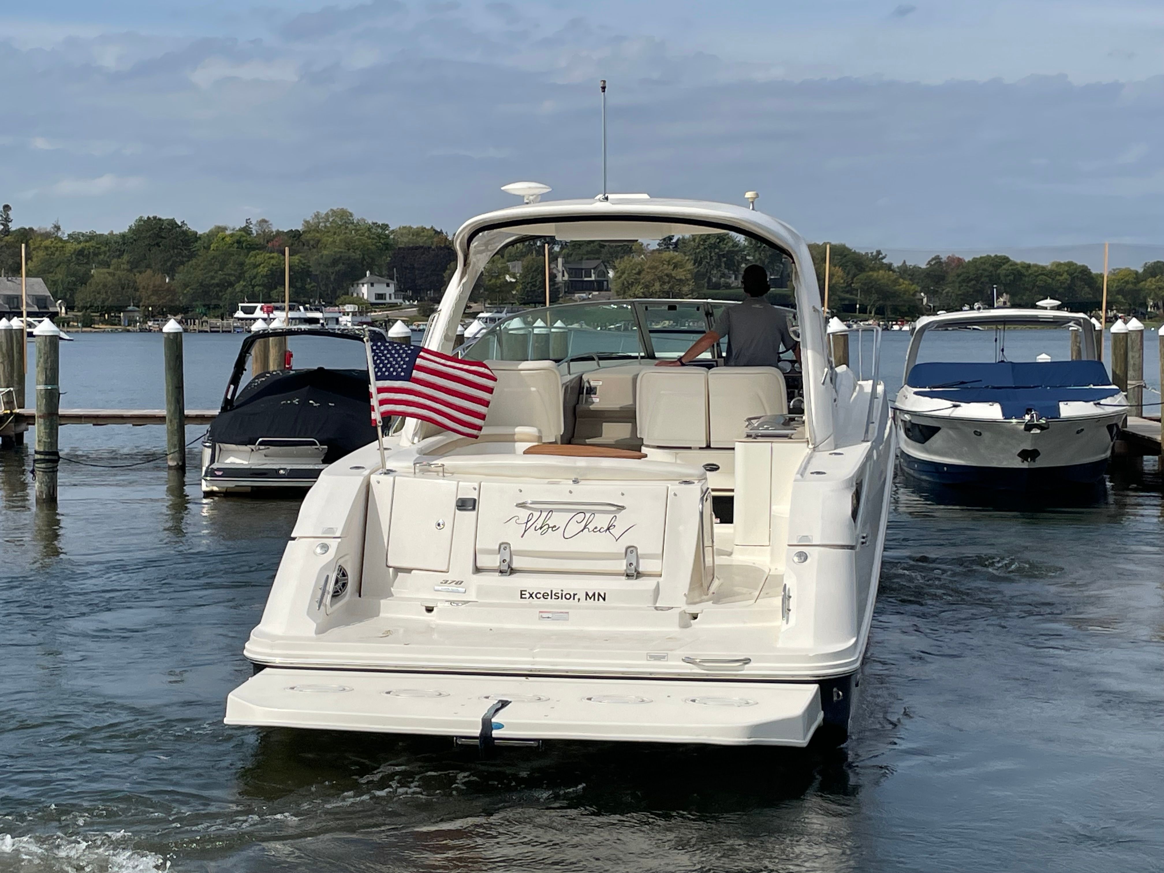 2009 Sea Ray 350 SUNDANCER Image Thumbnail #6