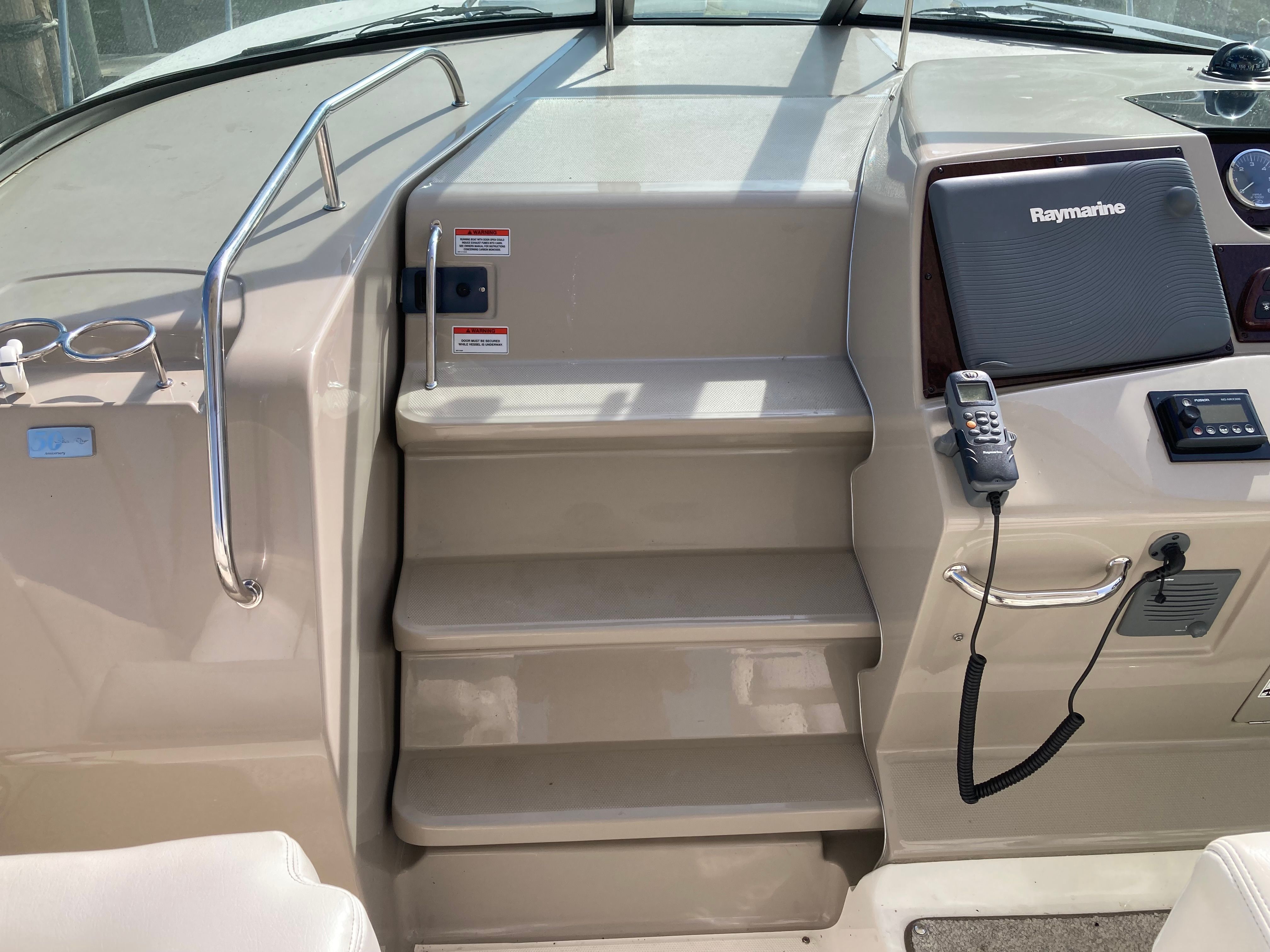 2009 Sea Ray 350 SUNDANCER Image Thumbnail #30