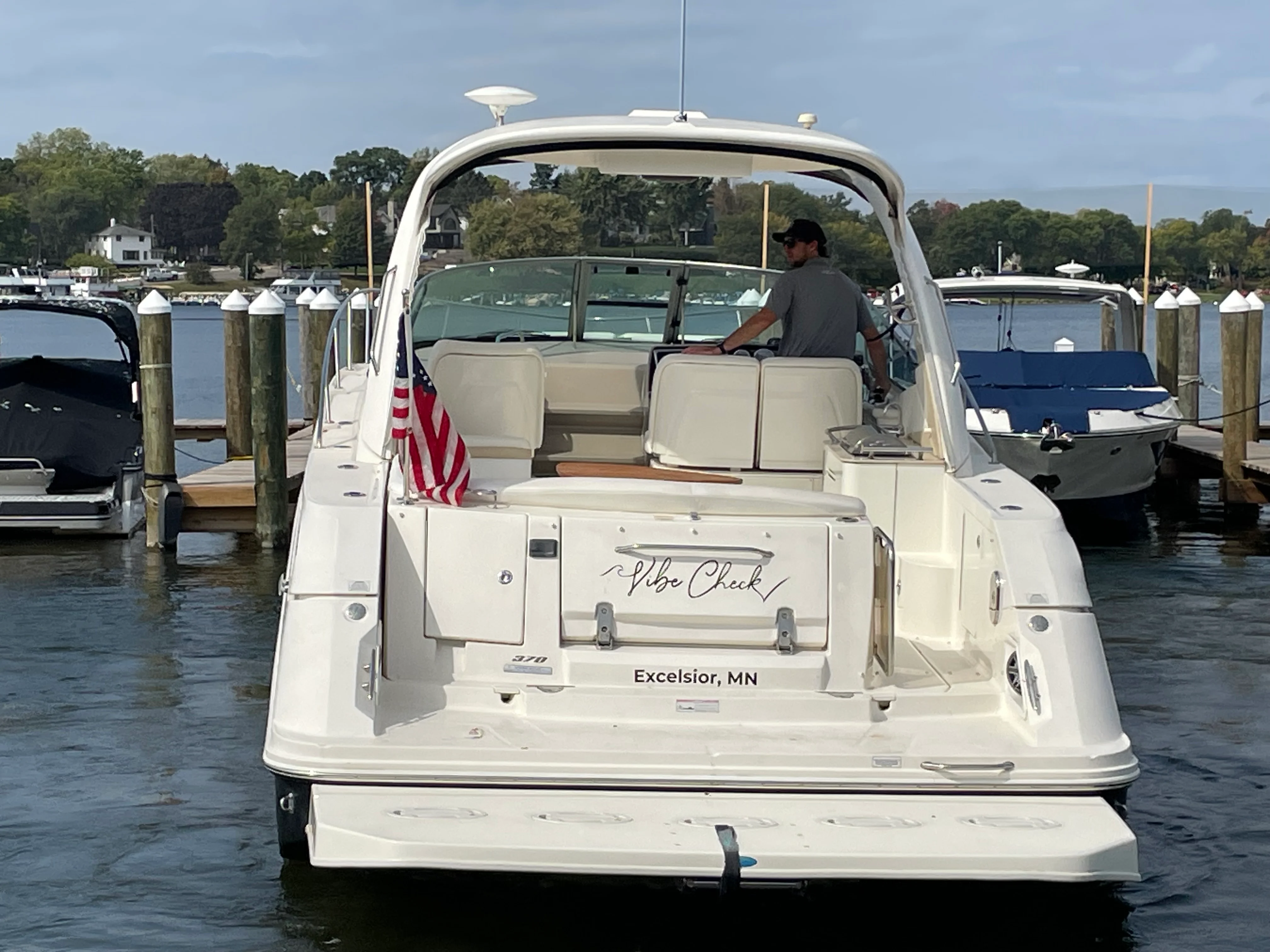 2009 Sea Ray 350 SUNDANCER Image Thumbnail #7