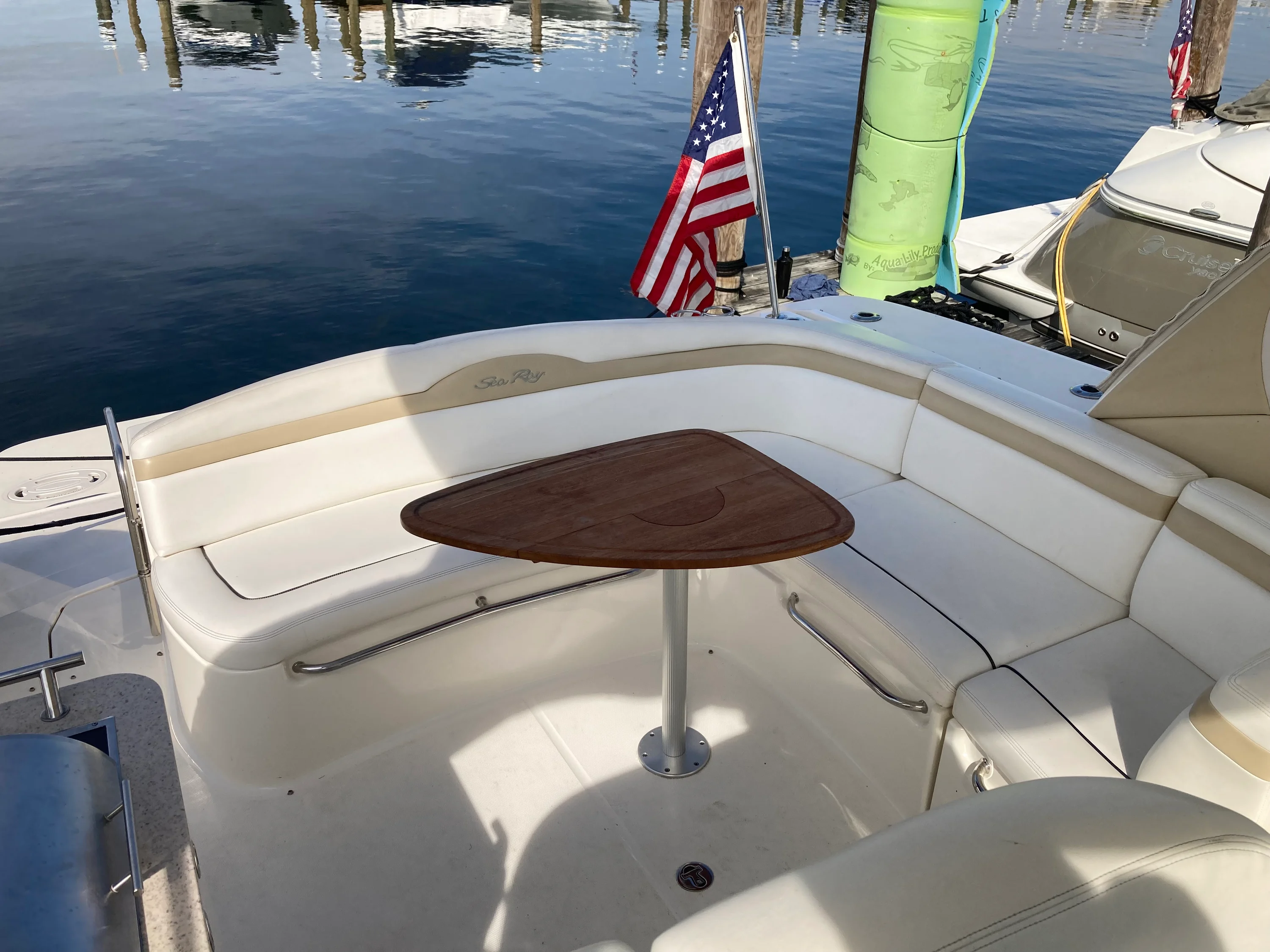 2009 Sea Ray 350 SUNDANCER Image Thumbnail #19