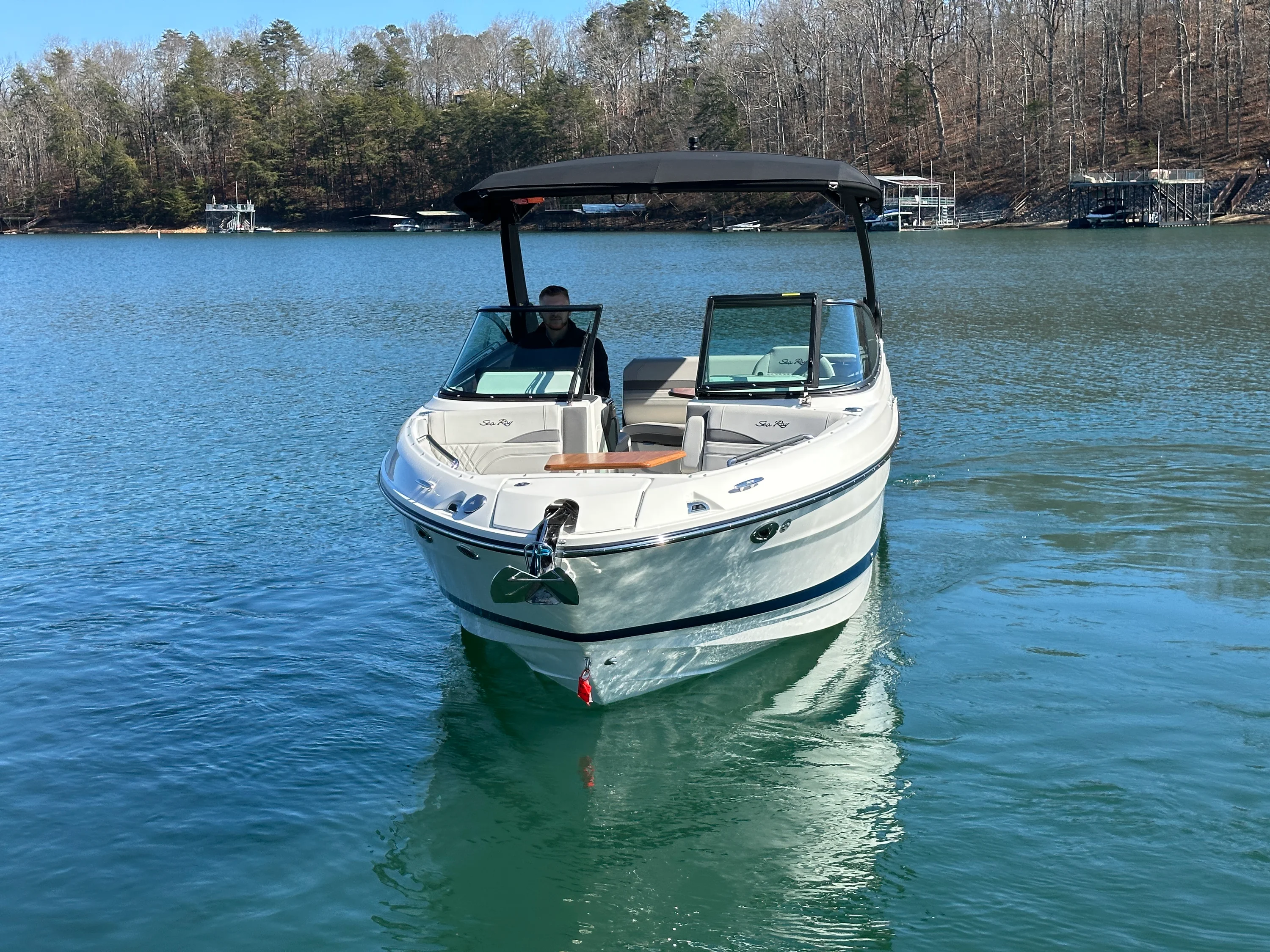 2026 Sea Ray SLX 260 Image Thumbnail #4