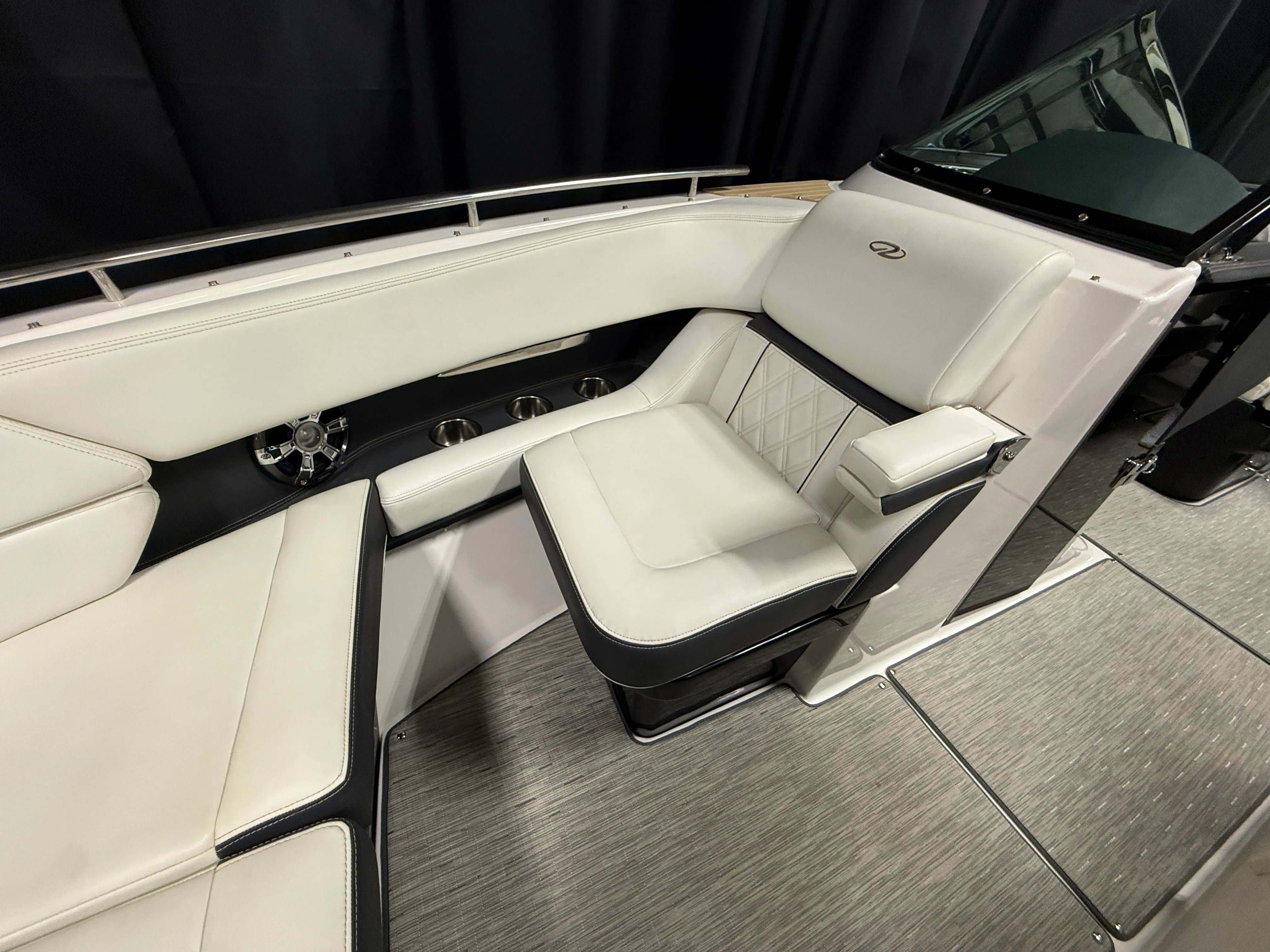 2018 Regal 2800 Image Thumbnail #70