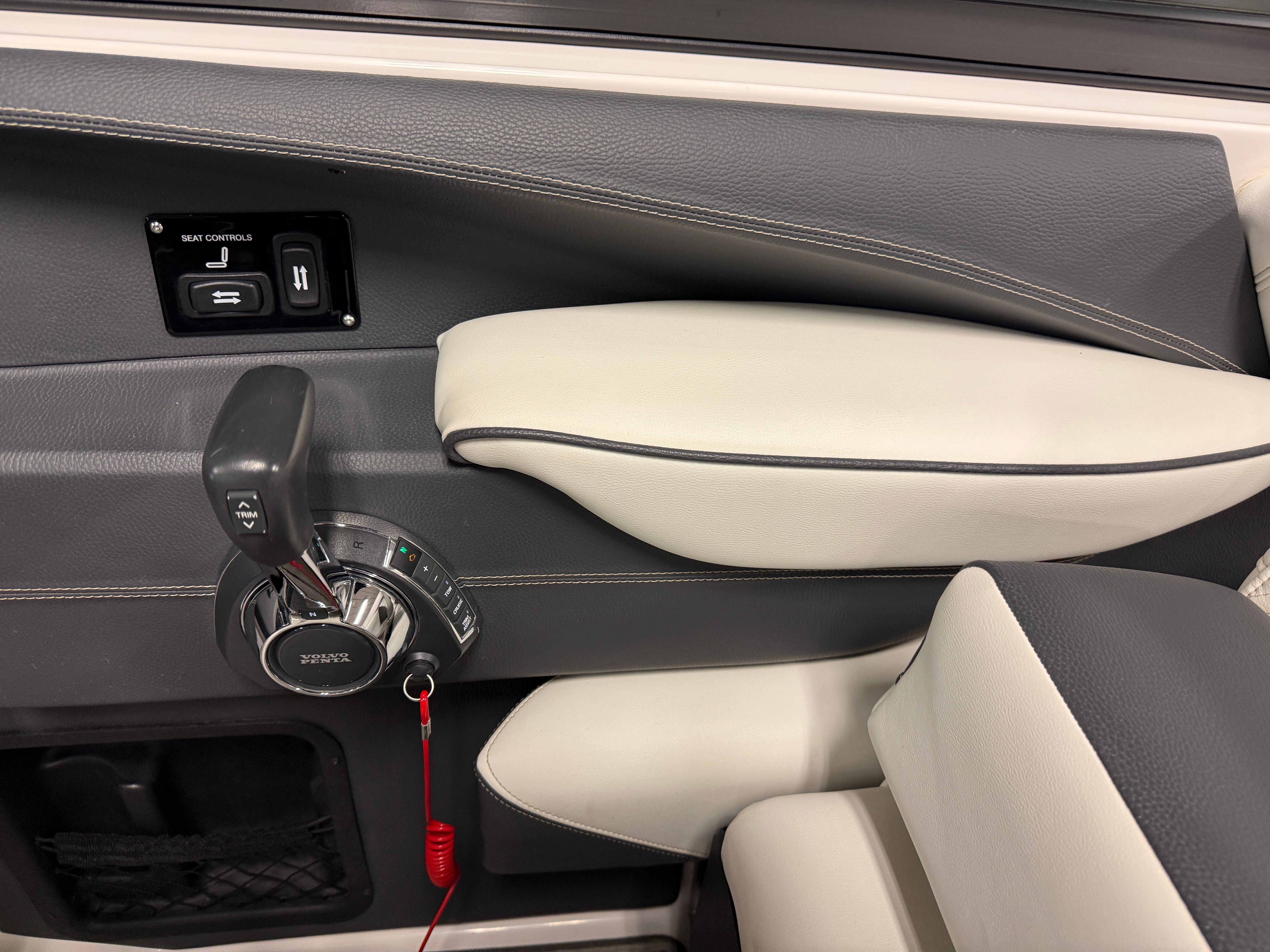 2018 Regal 2800 Image Thumbnail #54