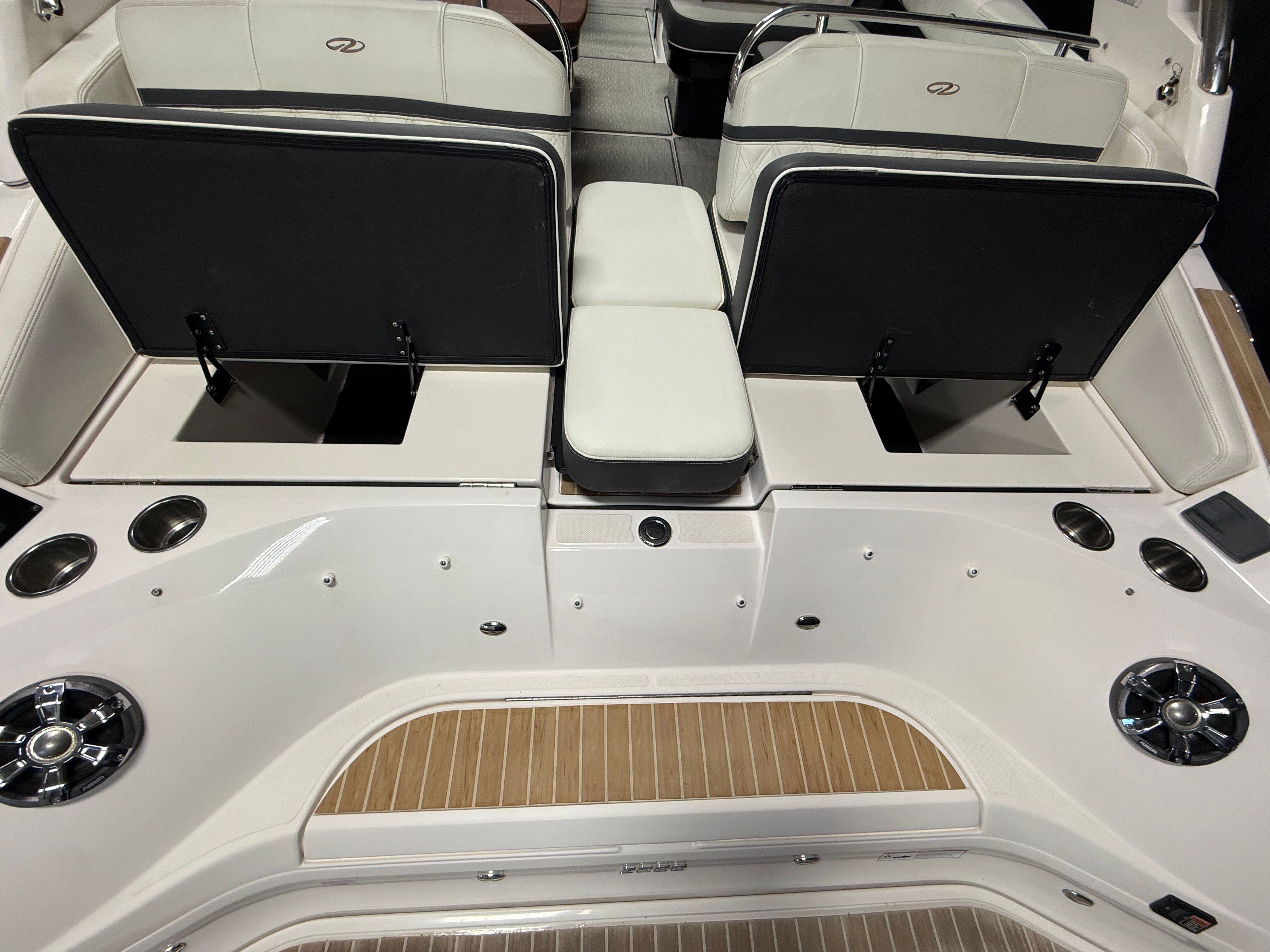 2018 Regal 2800 Image Thumbnail #17