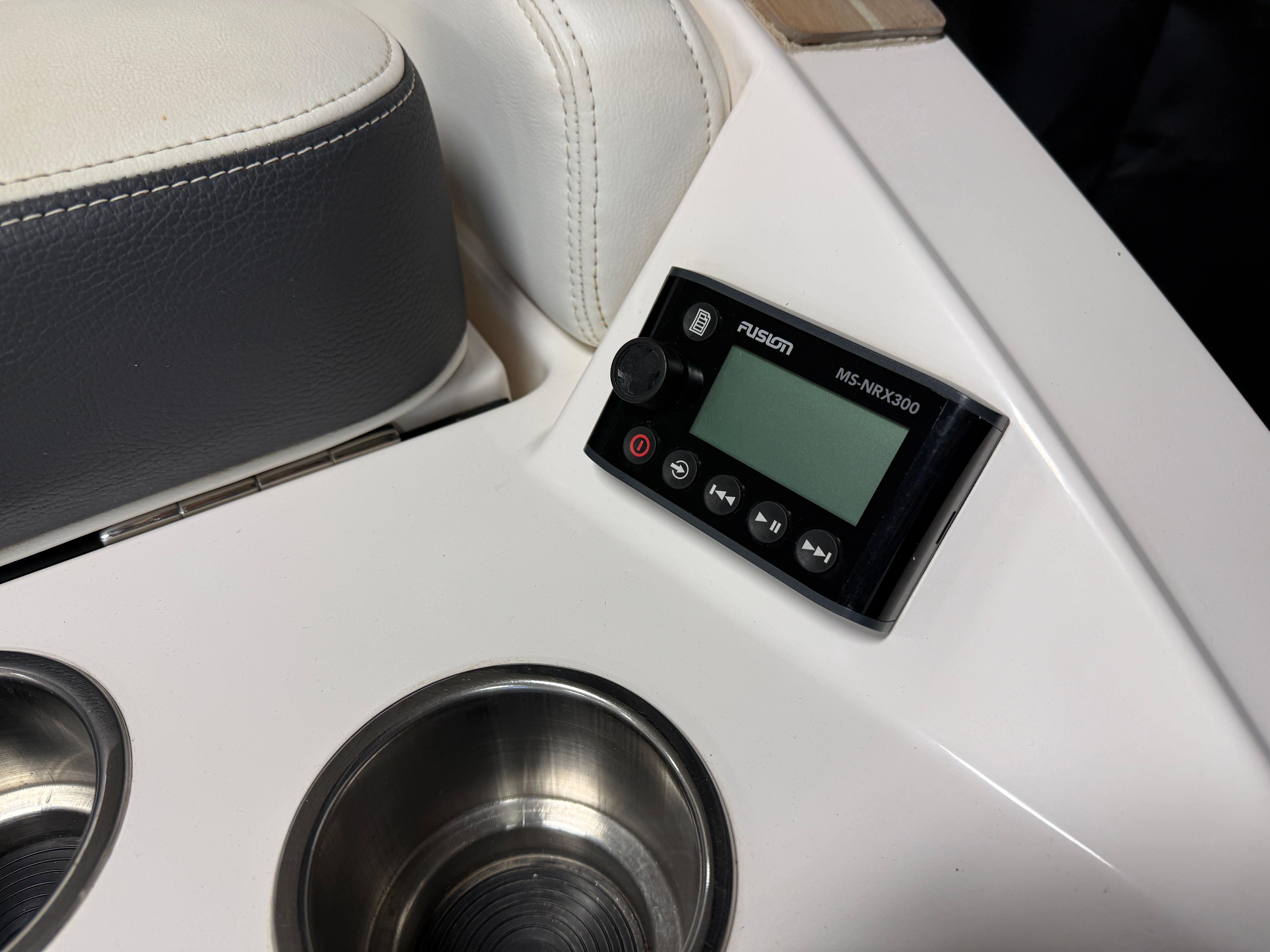 2018 Regal 2800 Image Thumbnail #14