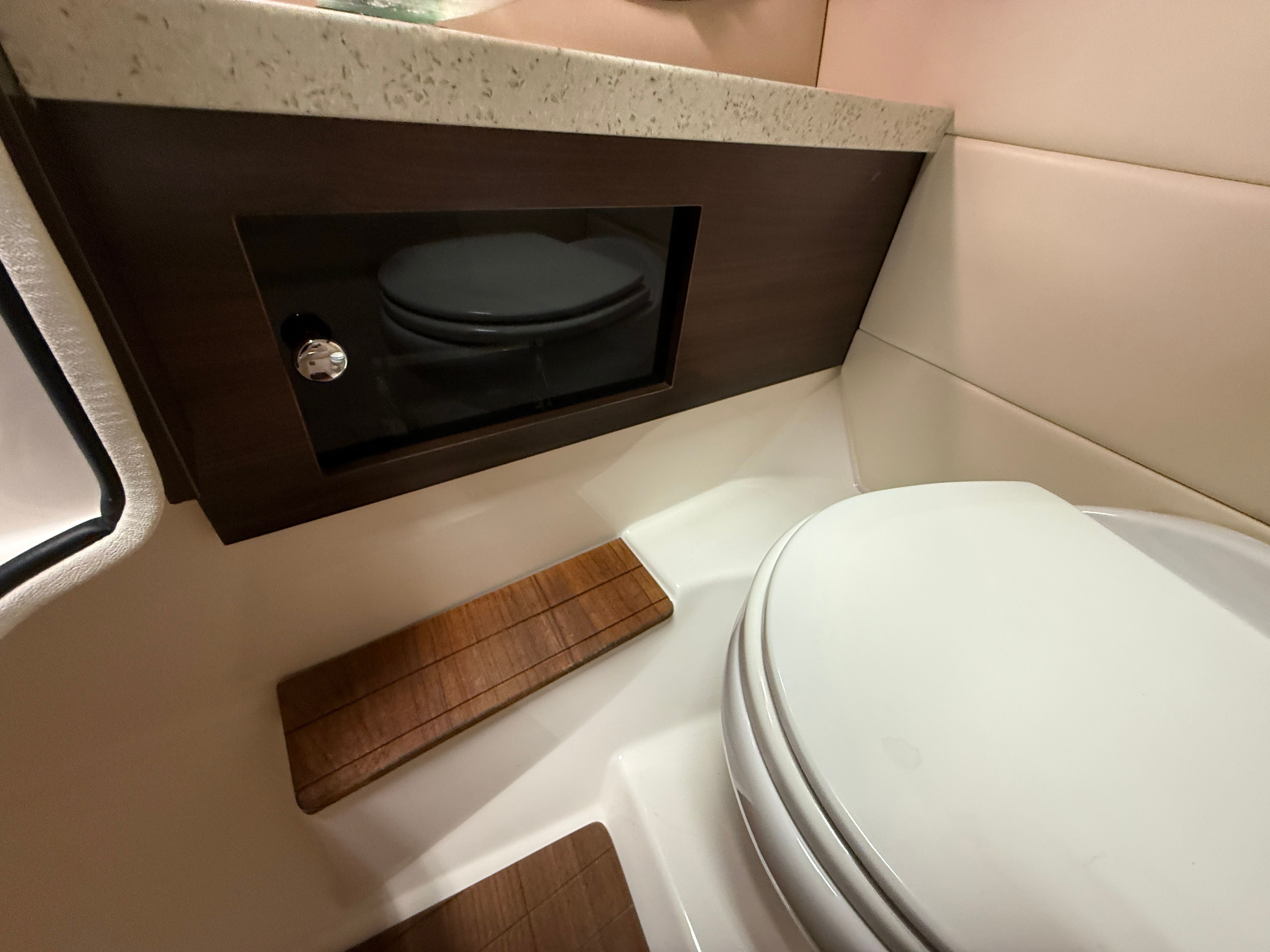 2018 Regal 2800 Image Thumbnail #45