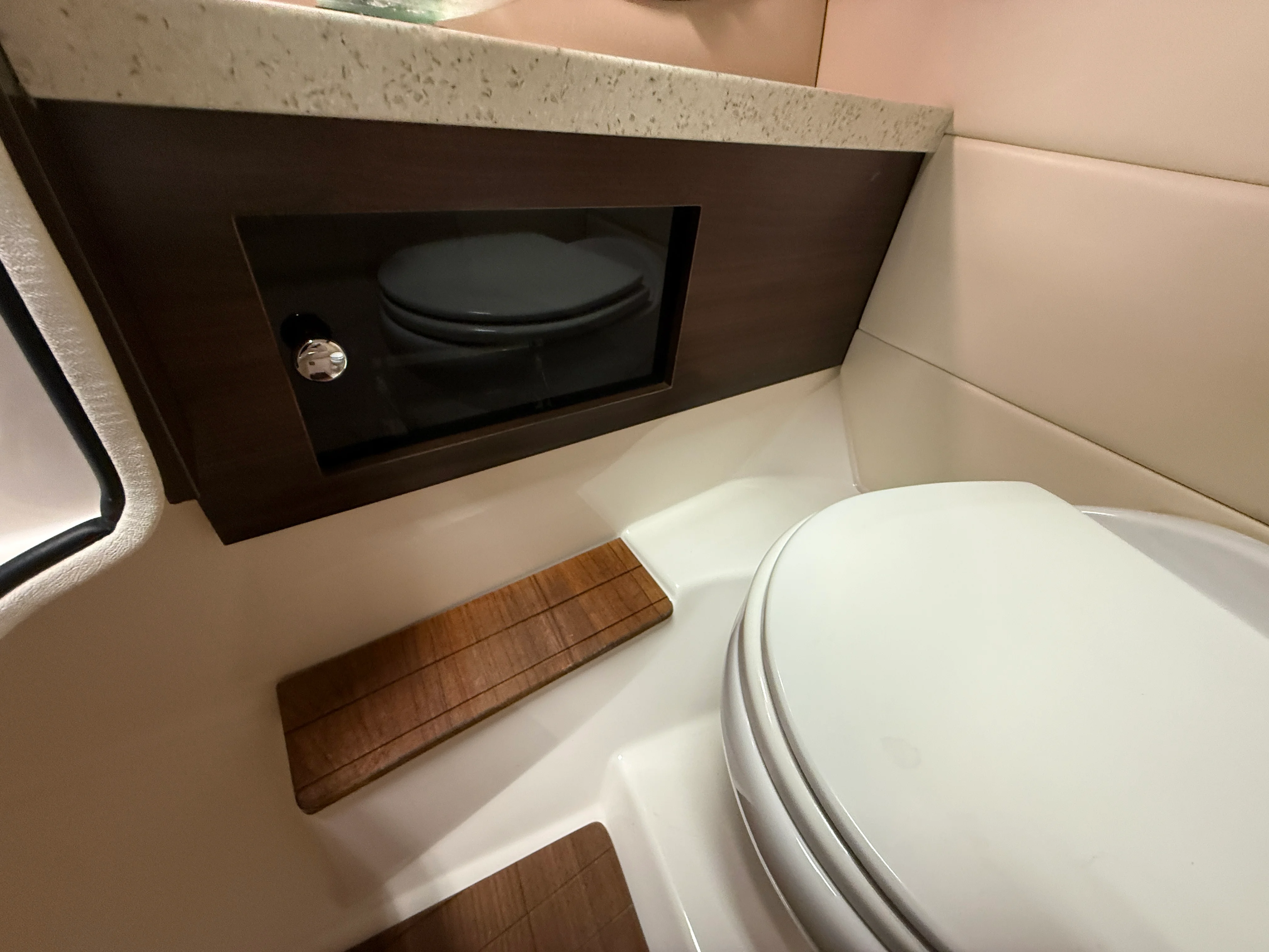 2018 Regal 2800 Image Thumbnail #45