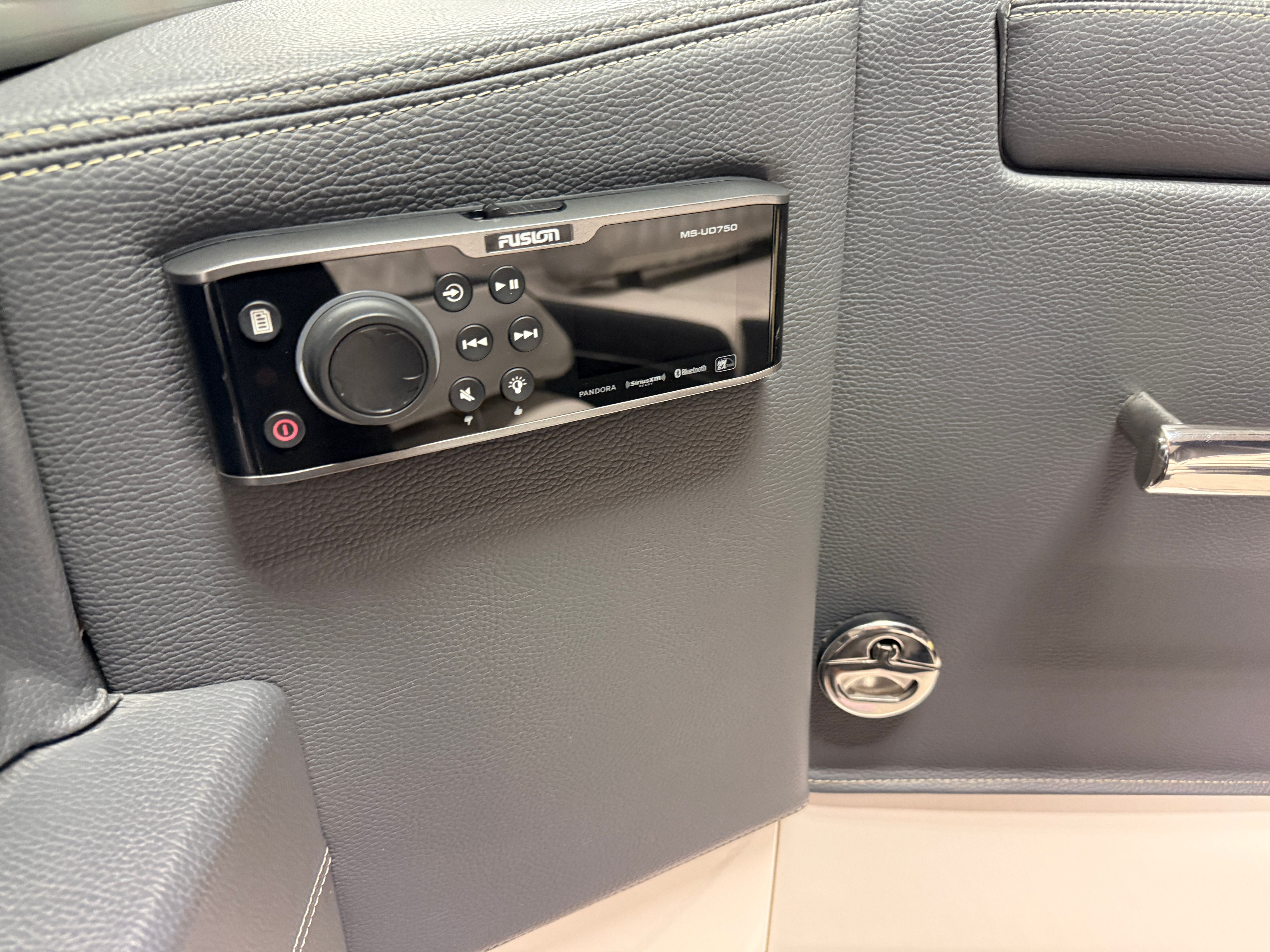 2018 Regal 2800 Image Thumbnail #42