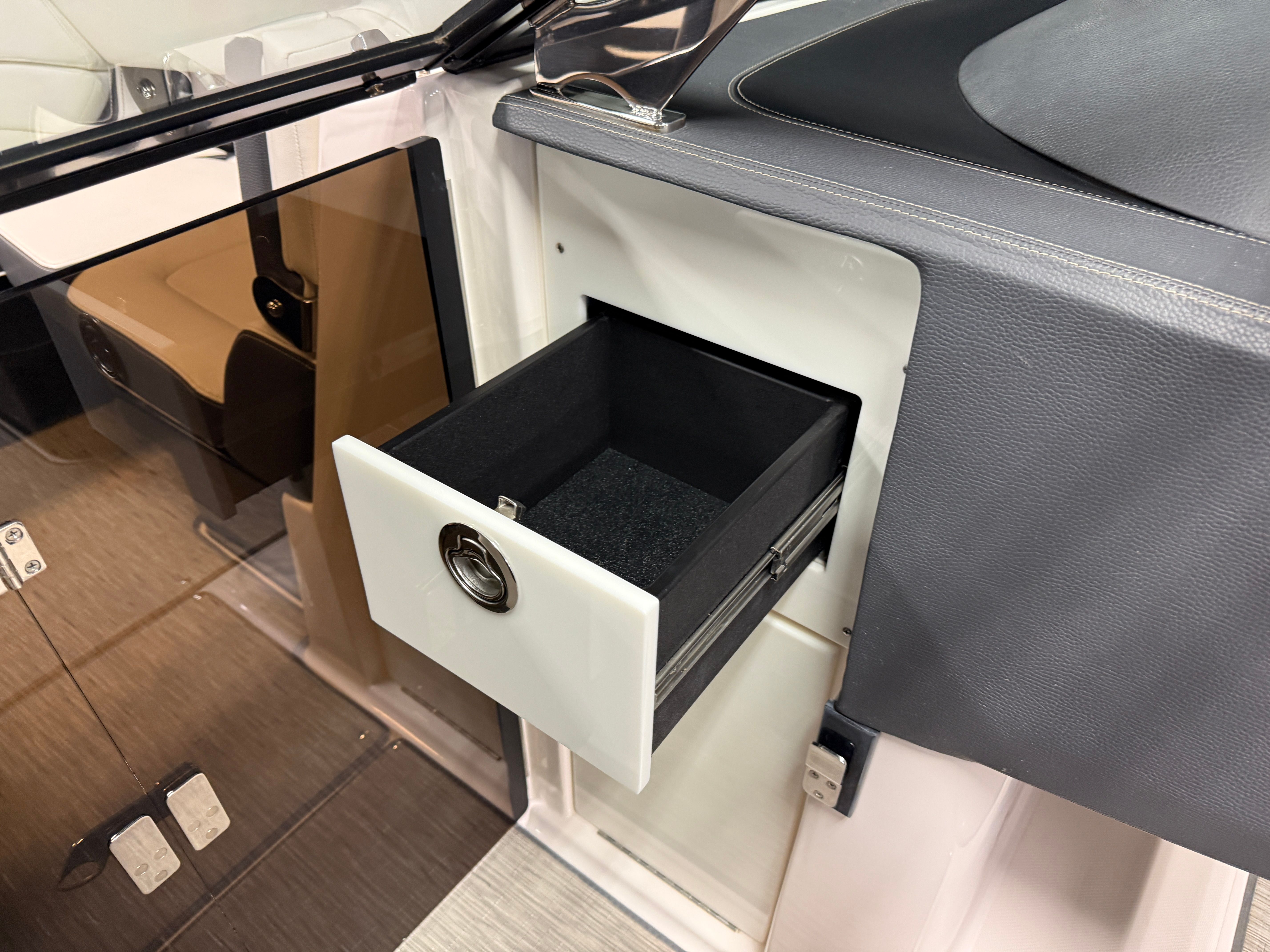 2018 Regal 2800 Image Thumbnail #50