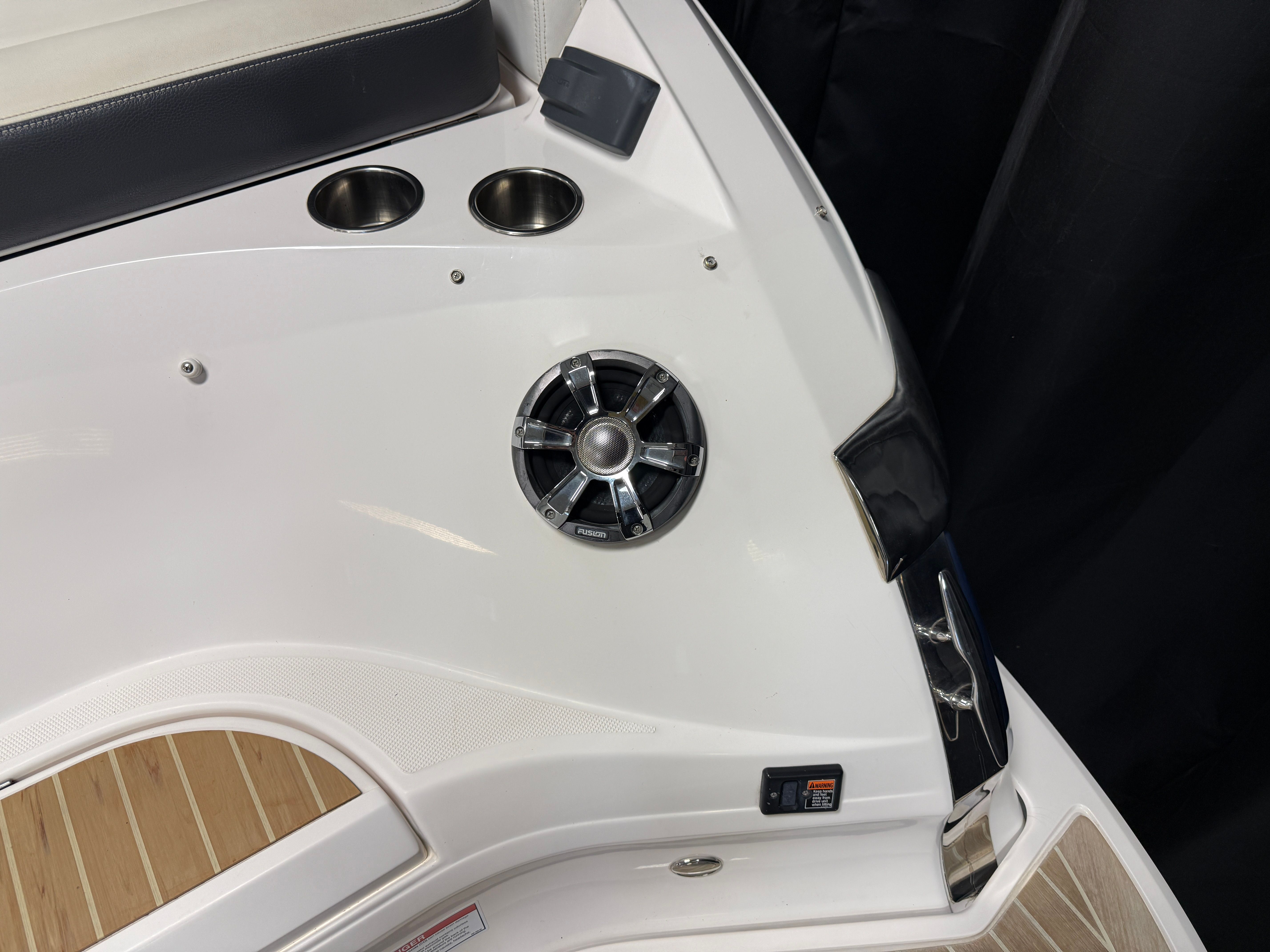 2018 Regal 2800 Image Thumbnail #11