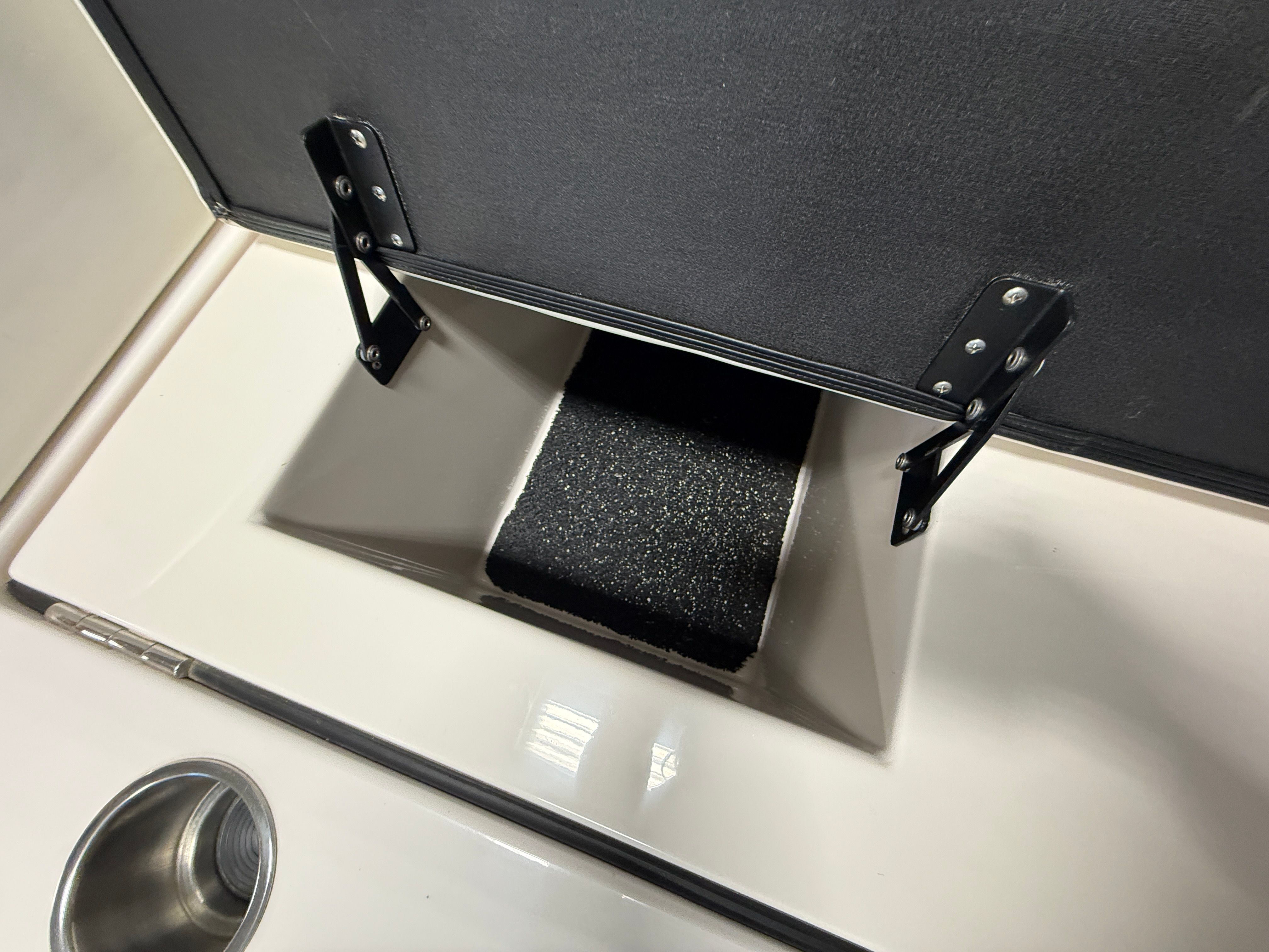 2018 Regal 2800 Image Thumbnail #18