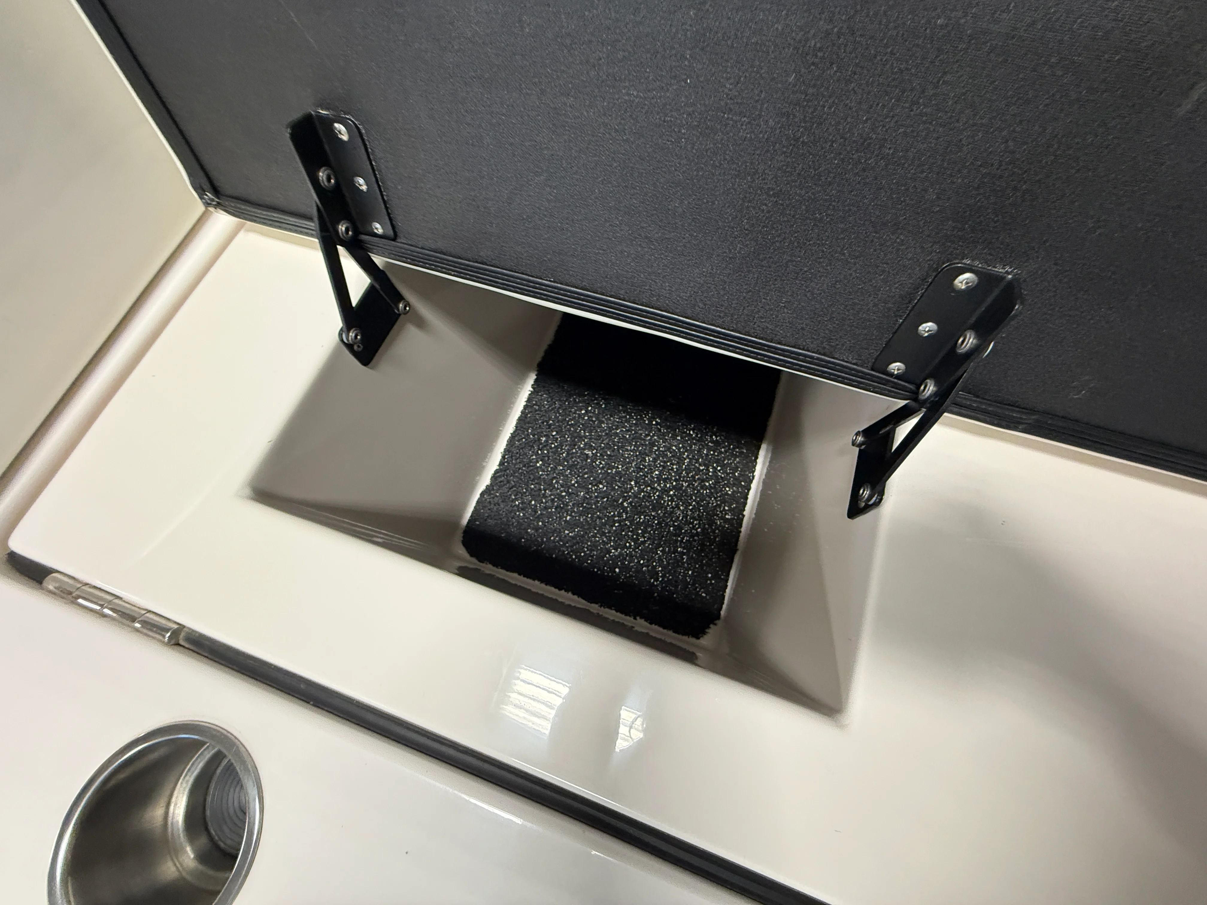 2018 Regal 2800 Image Thumbnail #18