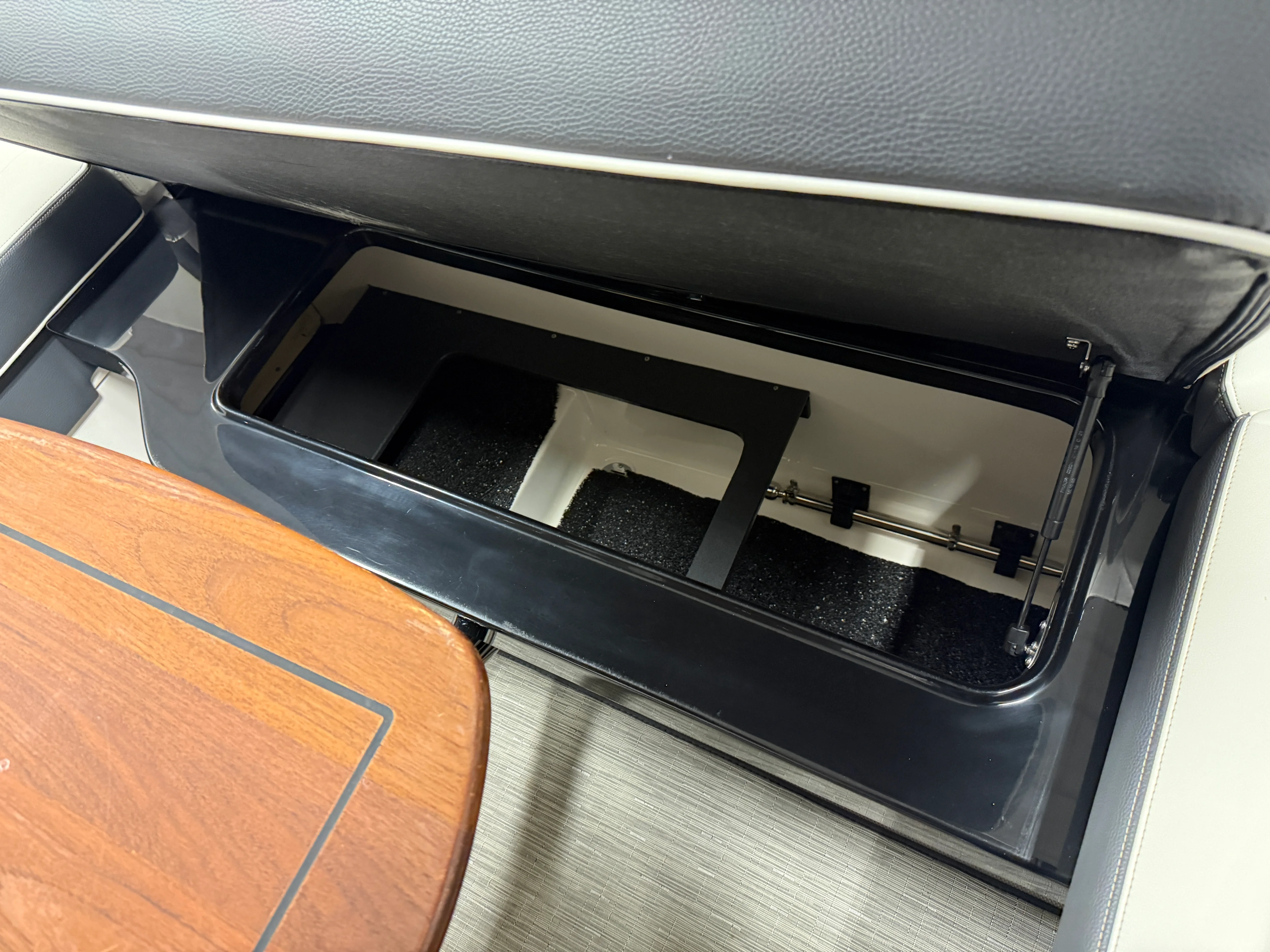 2018 Regal 2800 Image Thumbnail #34