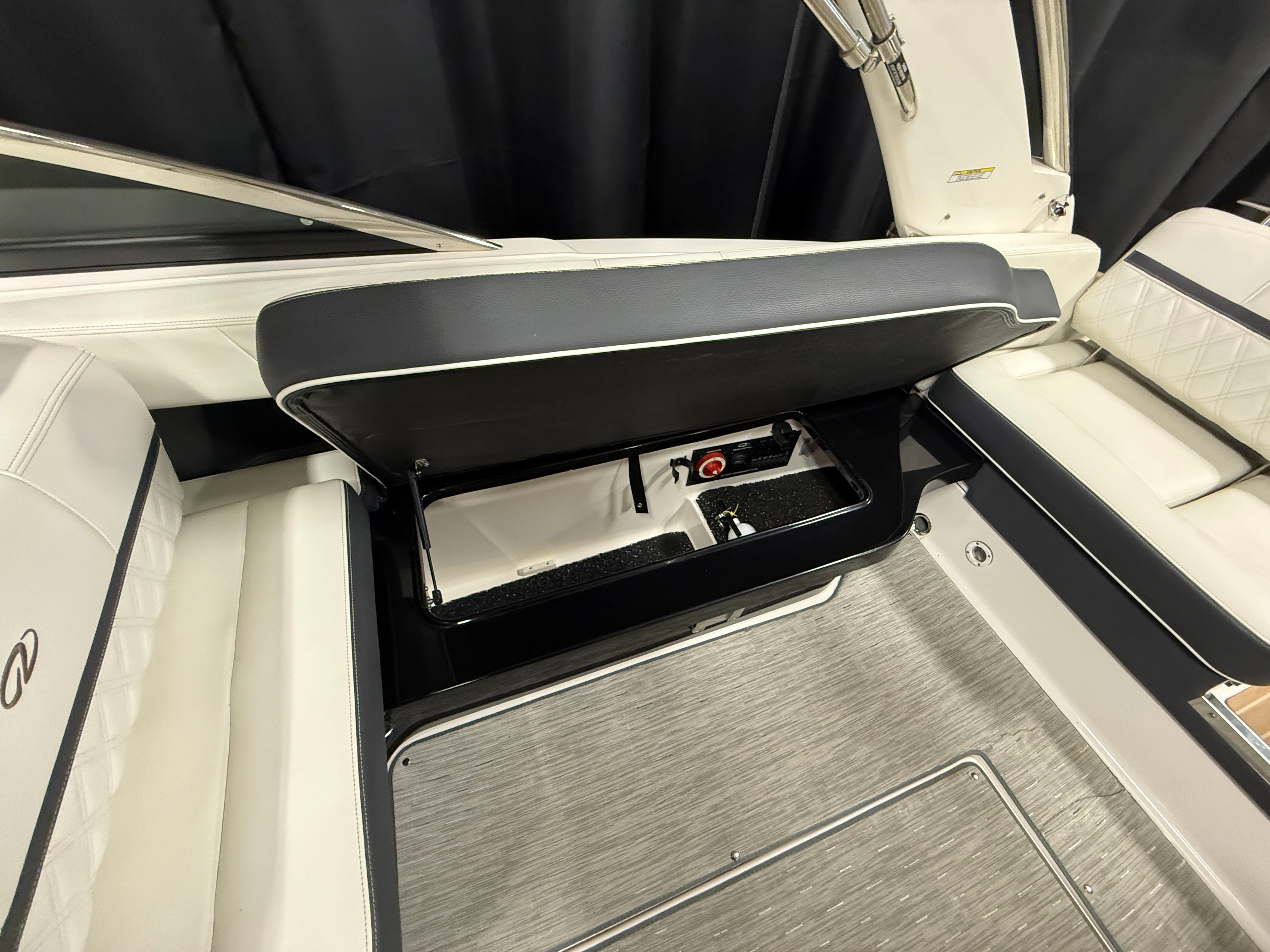 2018 Regal 2800 Image Thumbnail #30